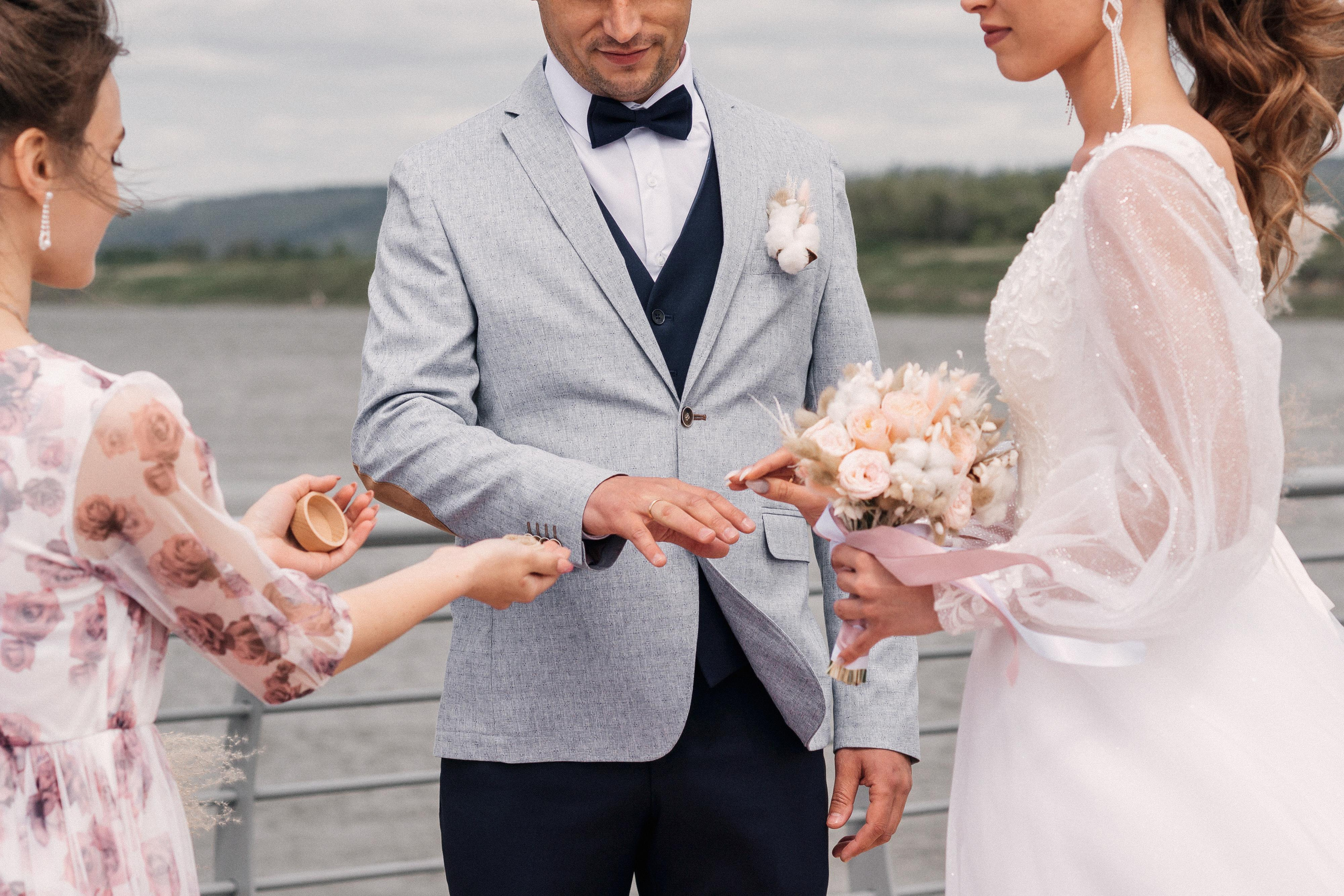 Пасмурно. Возможны ливни. Фотограф Иркутск, Ангарск, Усолье-Сибирское. Выпускные альбомы