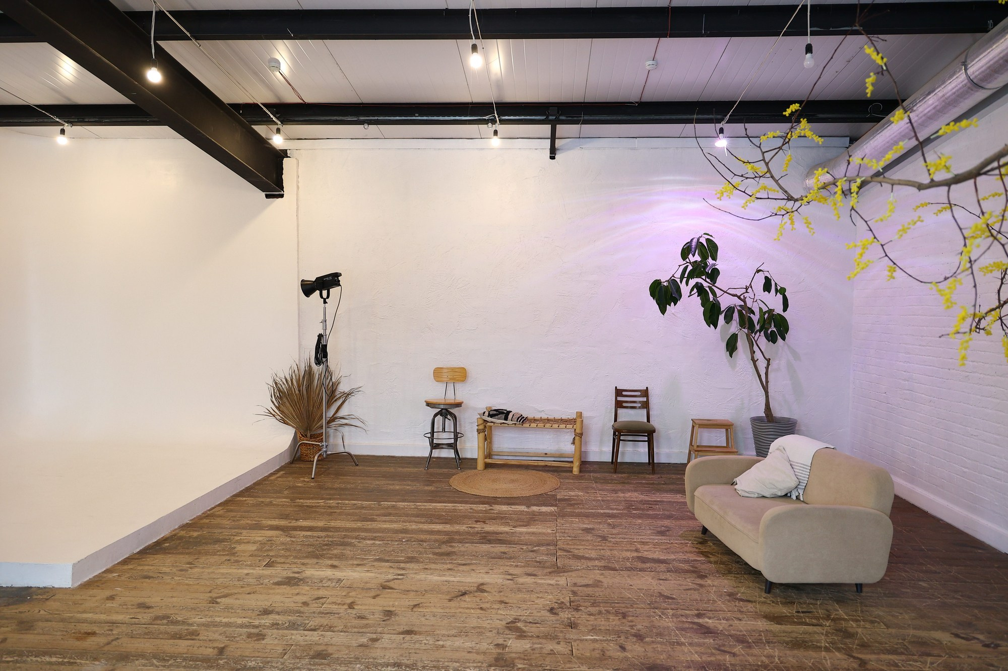 Фотостудии Барнаул. Свадебный репортажный и фуд фотограф в Барнауле Гайфулин Виталий