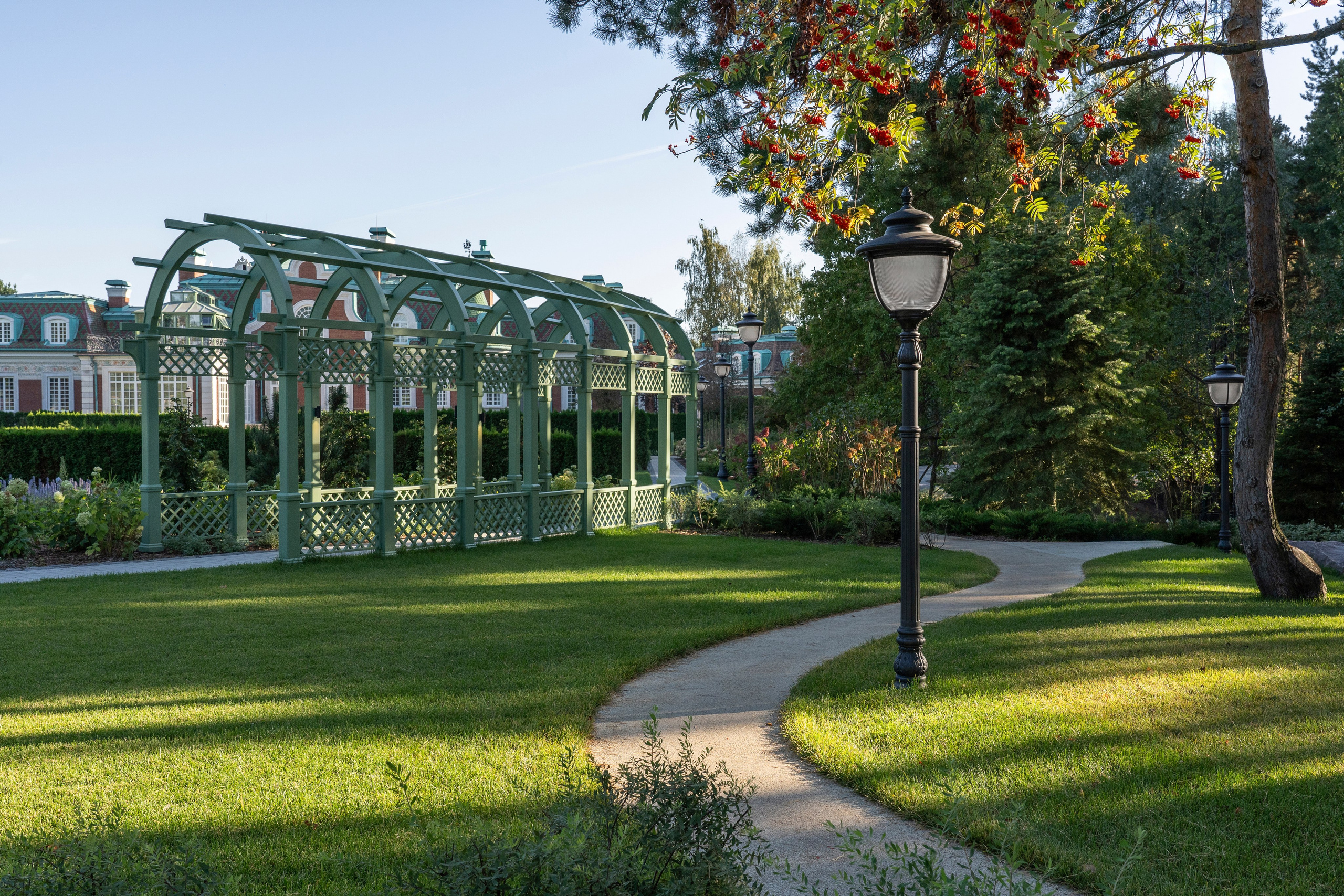 Scenic garden in the Moscow region. Артамонов Александр | Архитектурный и ландшафтный фотограф