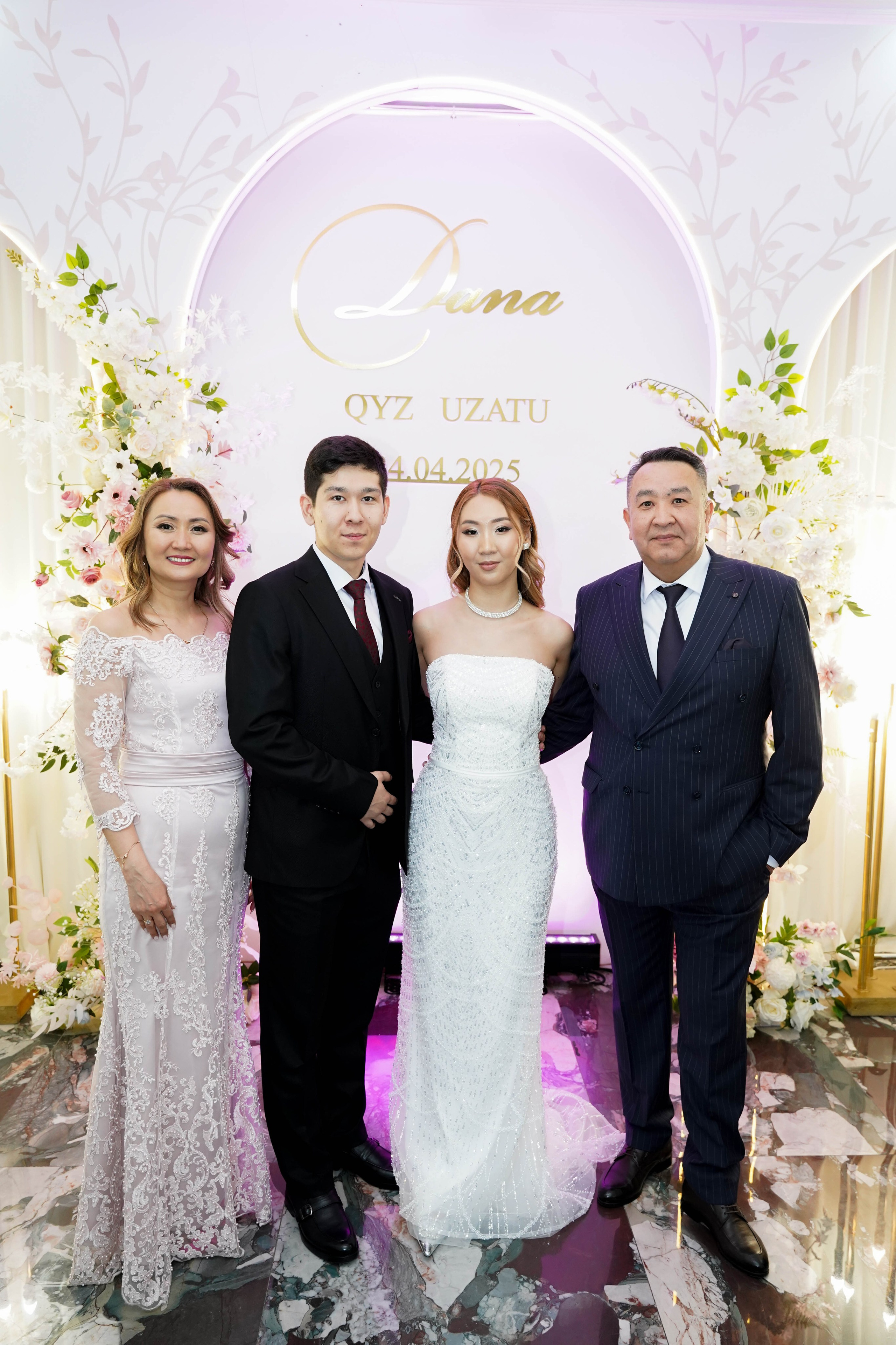 Dana uzatu. Фотограф Ернар Ержанов