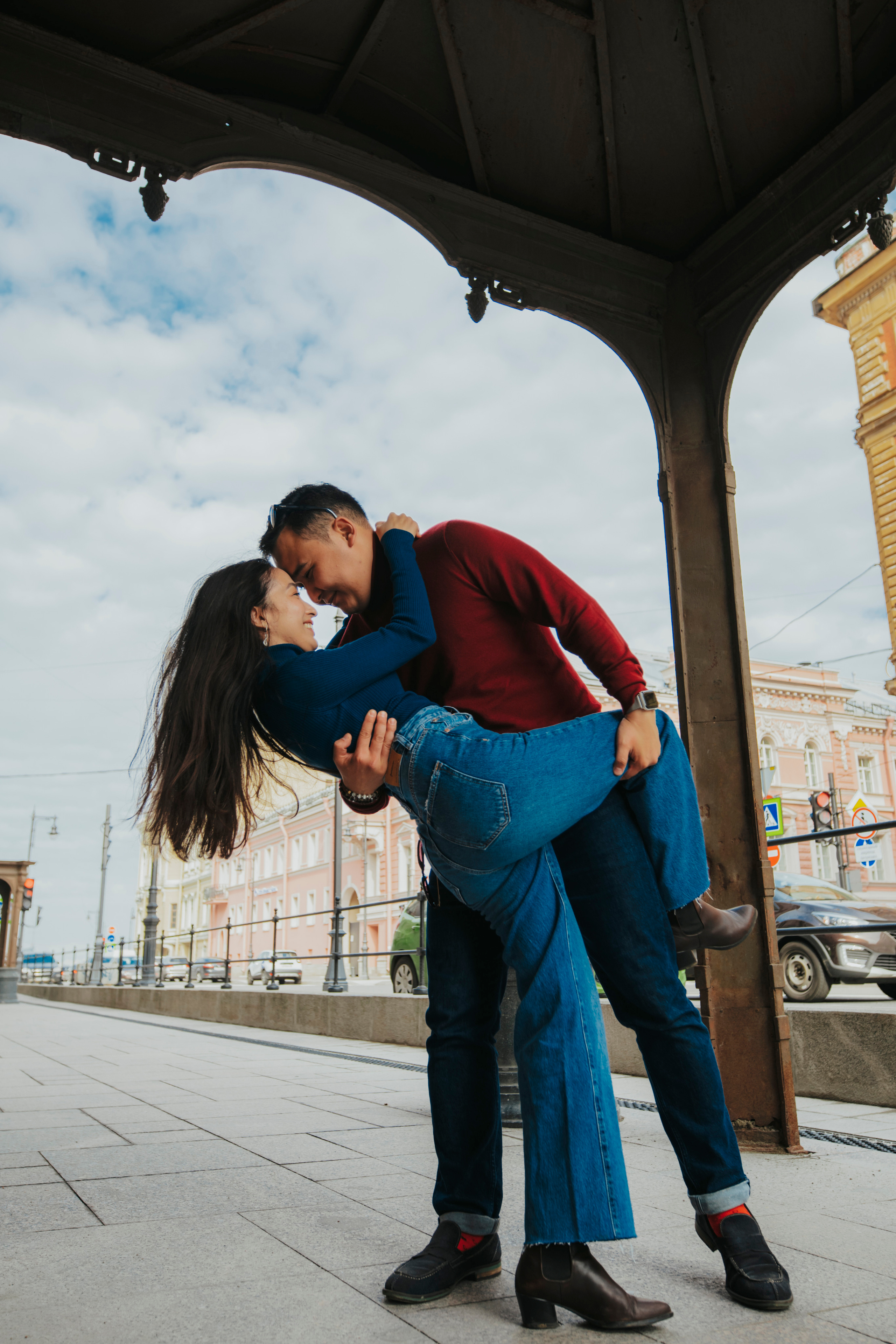 Азамат и Айнура. Алена Смирнова — фотограф и видеомейкер
