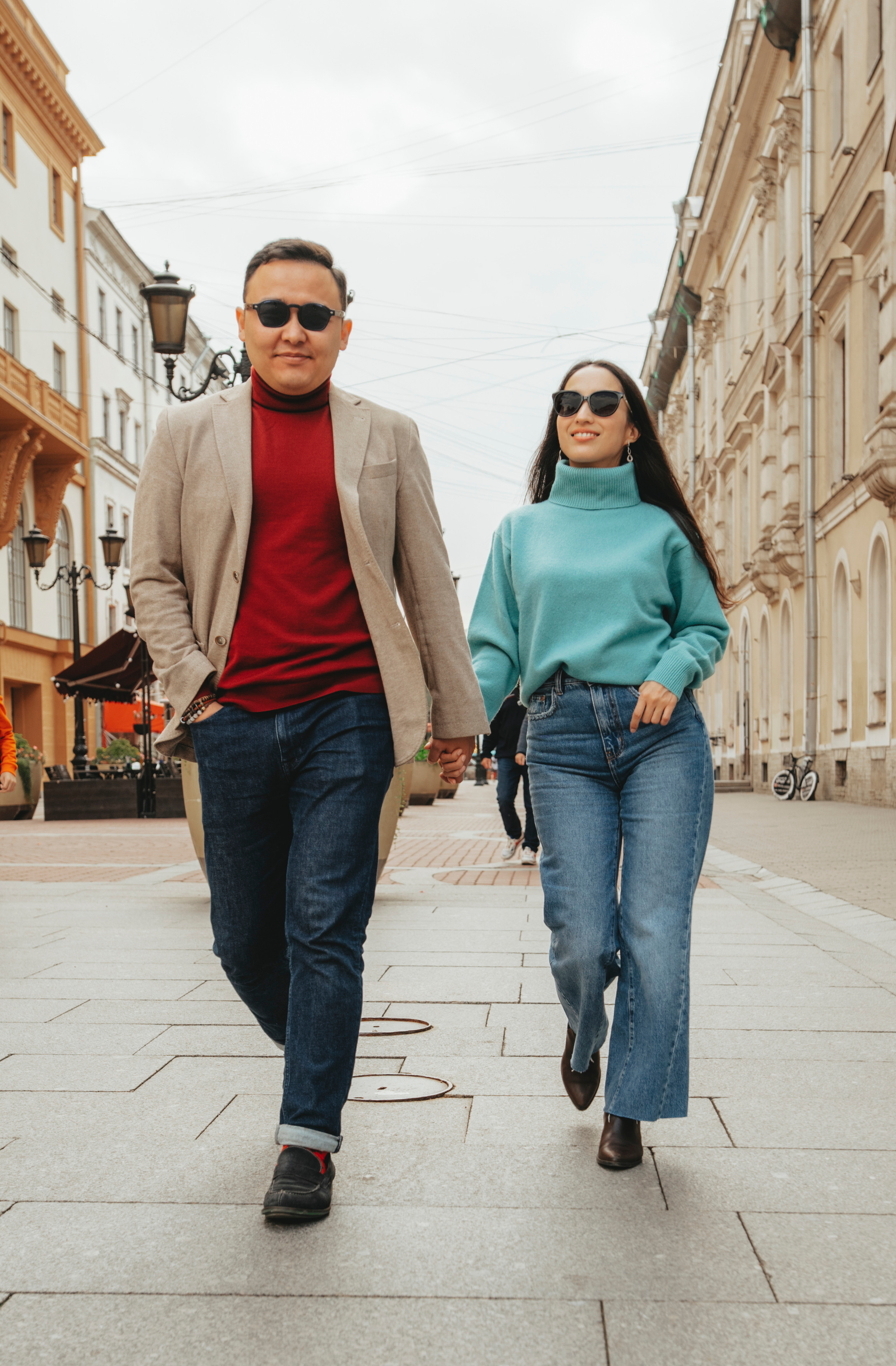 Азамат и Айнура. Алена Смирнова — фотограф и видеомейкер