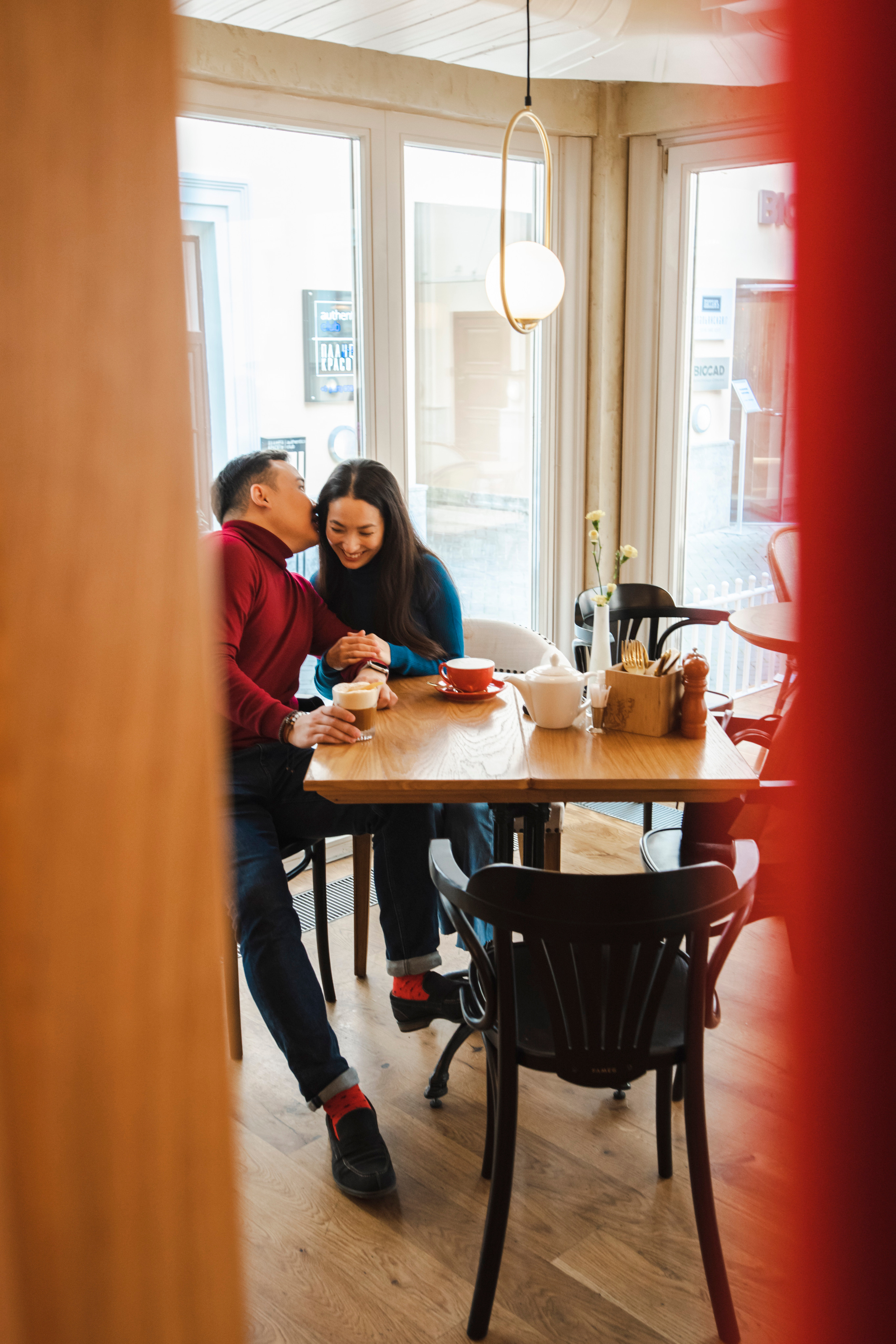 Азамат и Айнура. Алена Смирнова — фотограф и видеомейкер