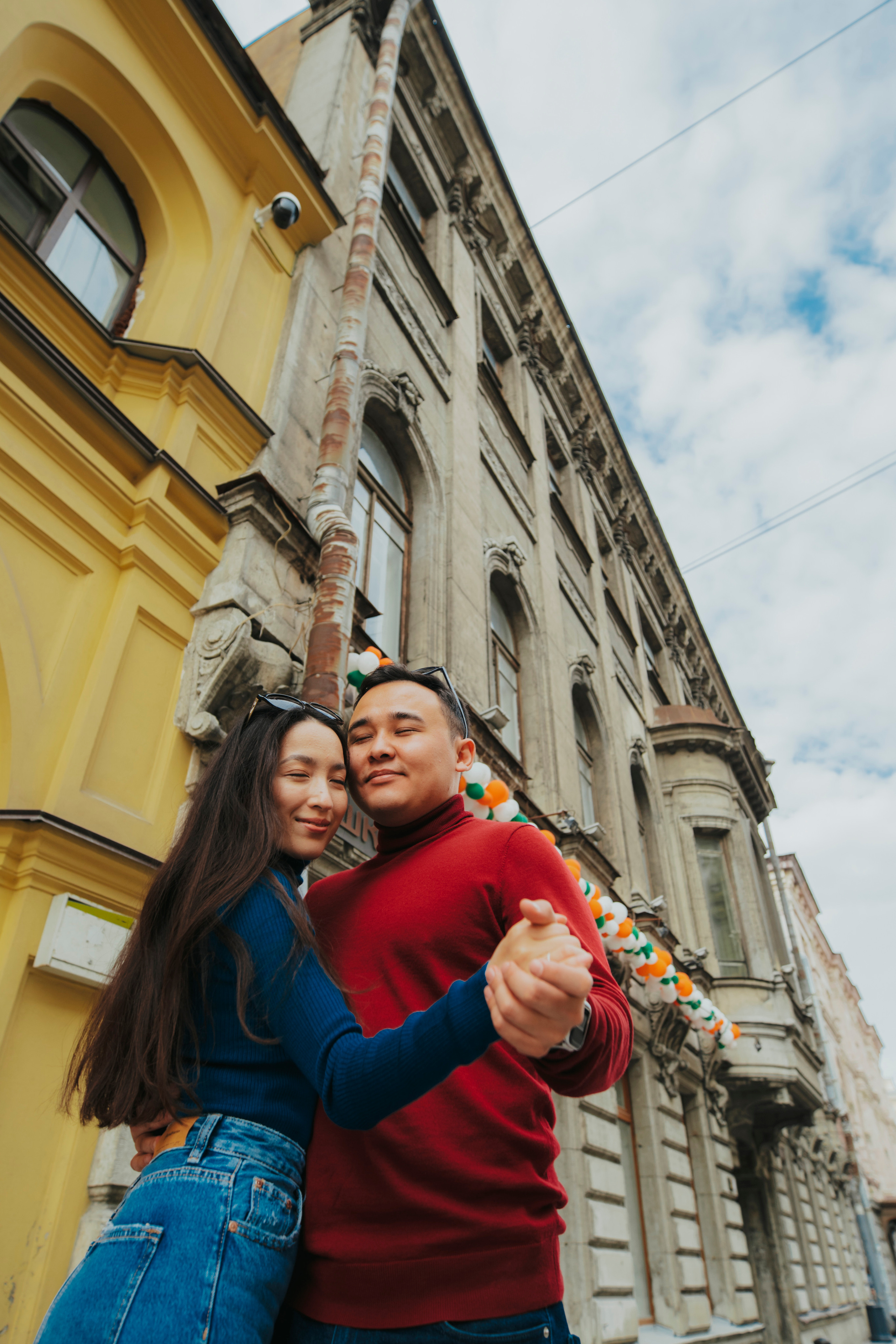 Азамат и Айнура. Алена Смирнова — фотограф и видеомейкер