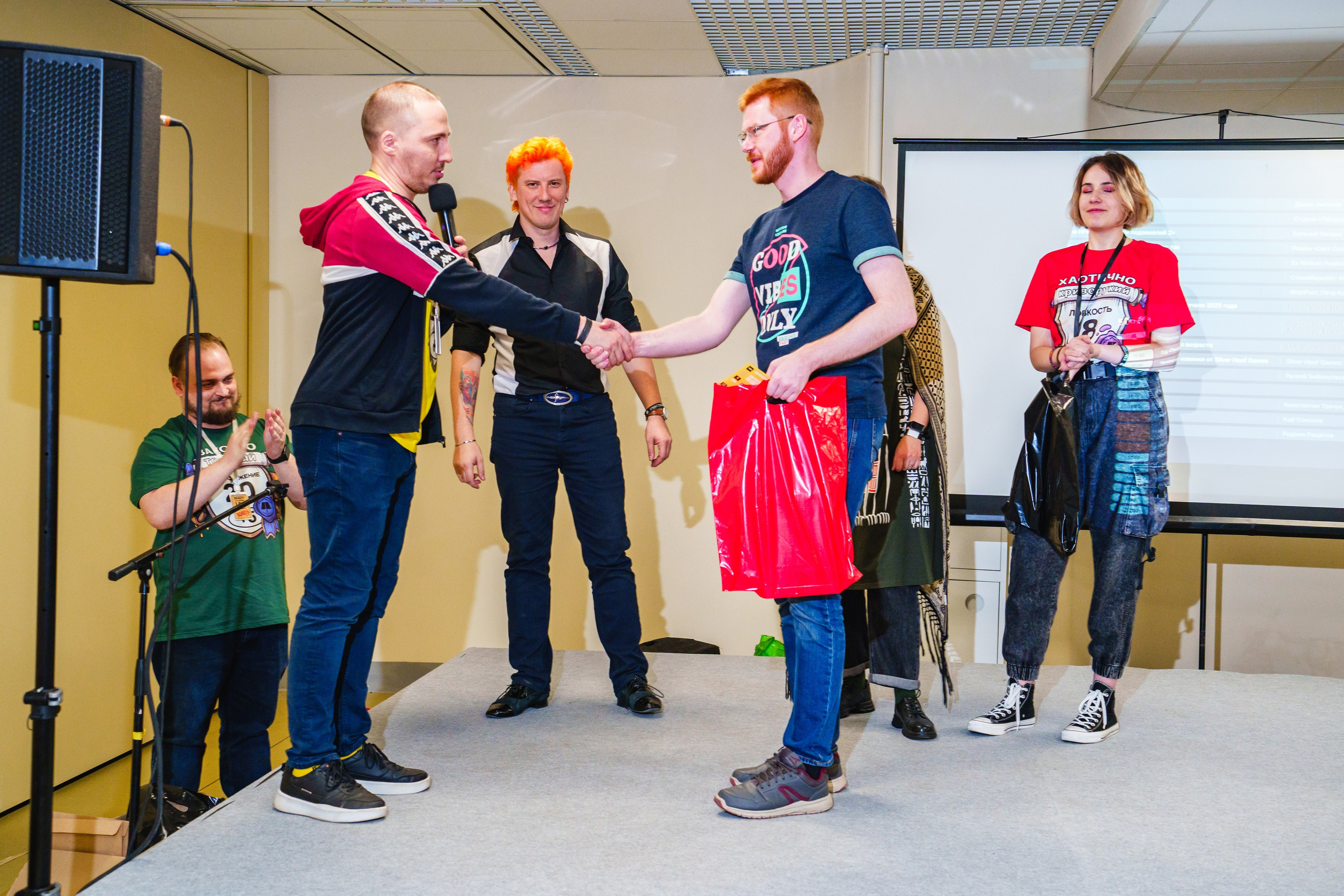 Living room studio. Ролекон 24. Великолепный фотограф Александр Захарченко