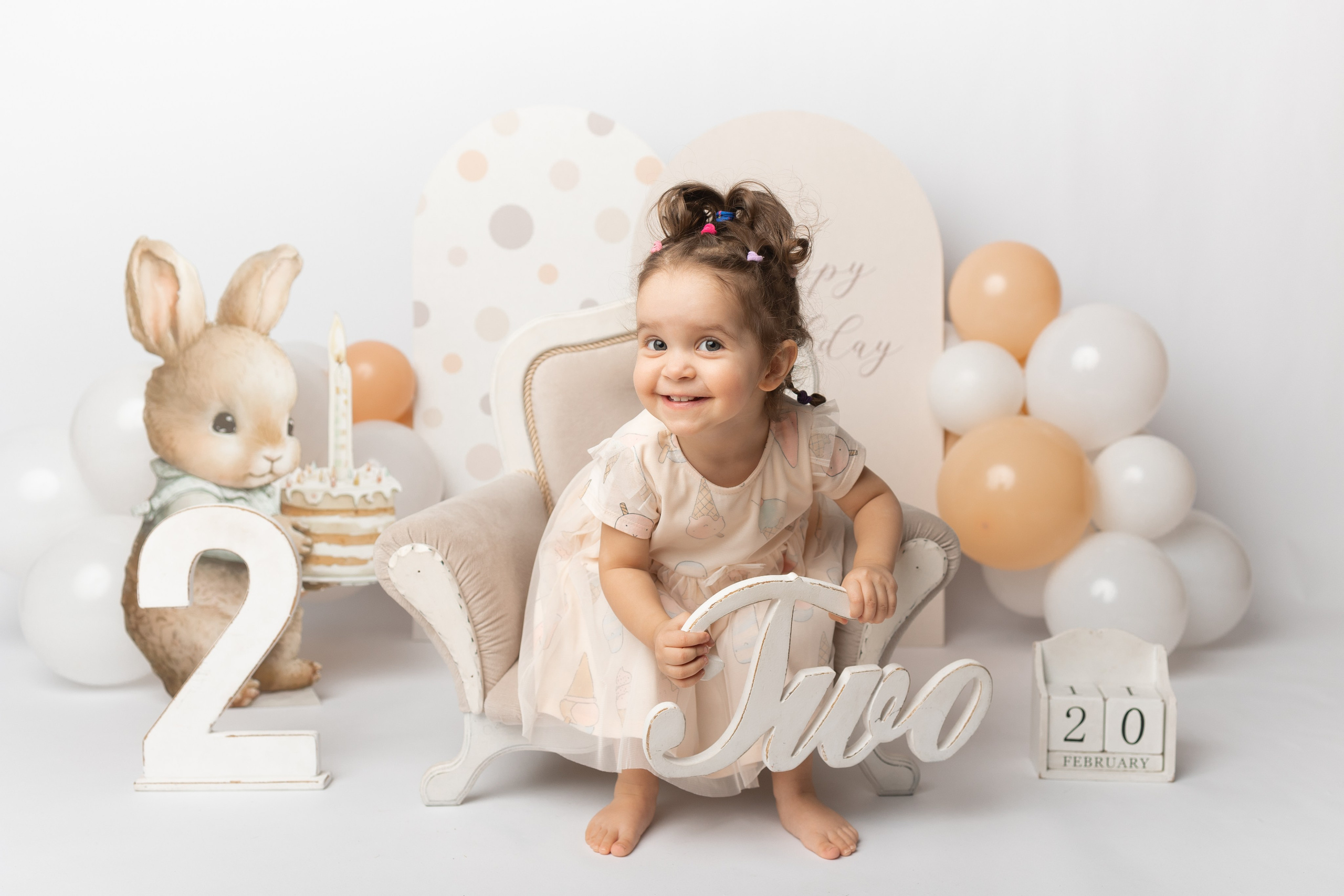 От 9 месяцев  - Фотограф новорожденных: магия детства в каждом снимке. Фотограф новорожденных: волшебные моменты первых дней жизни