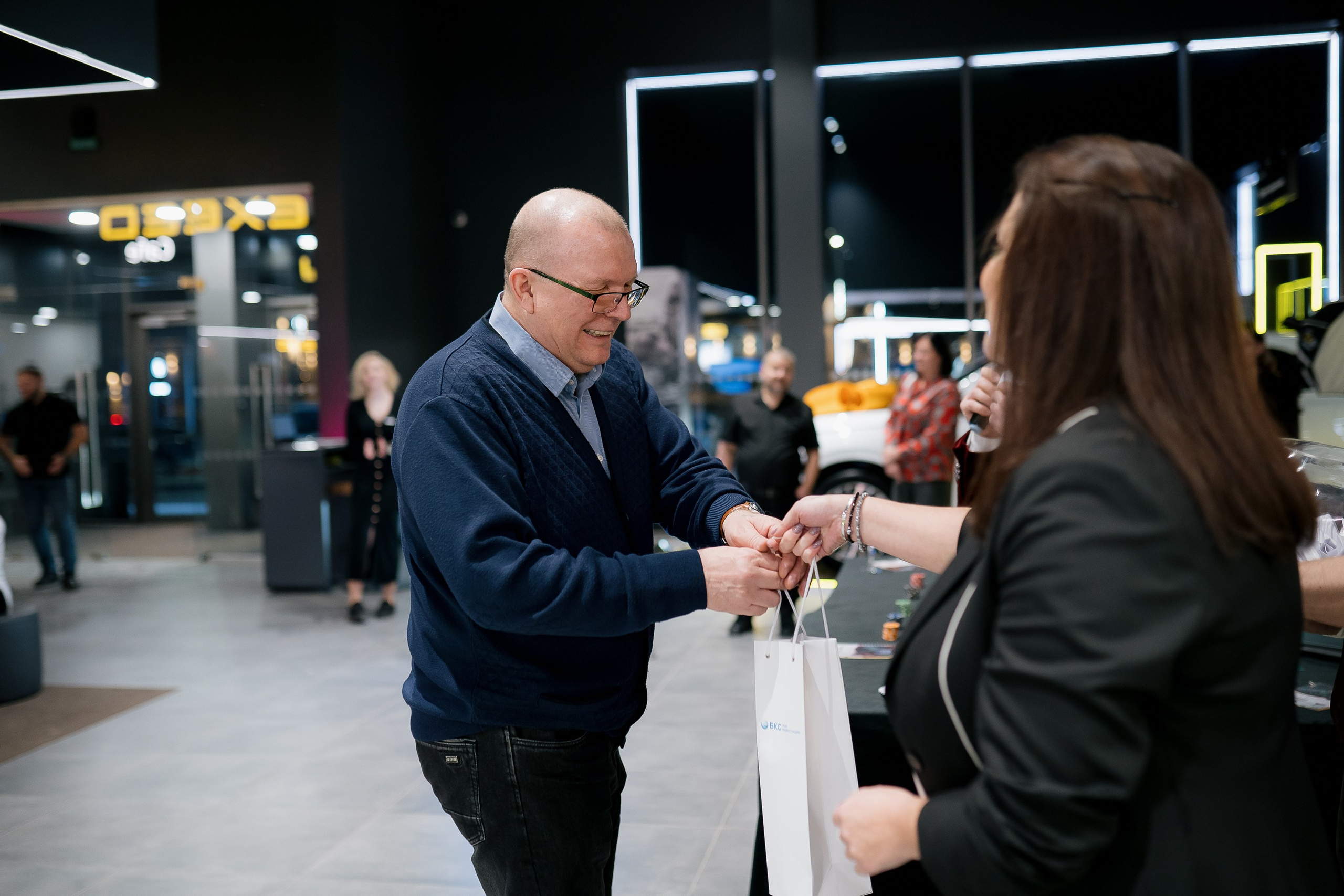 Презентация Exlantix ET. Сергей Кошкин. Репортажная и ивент-фотография в Сургуте