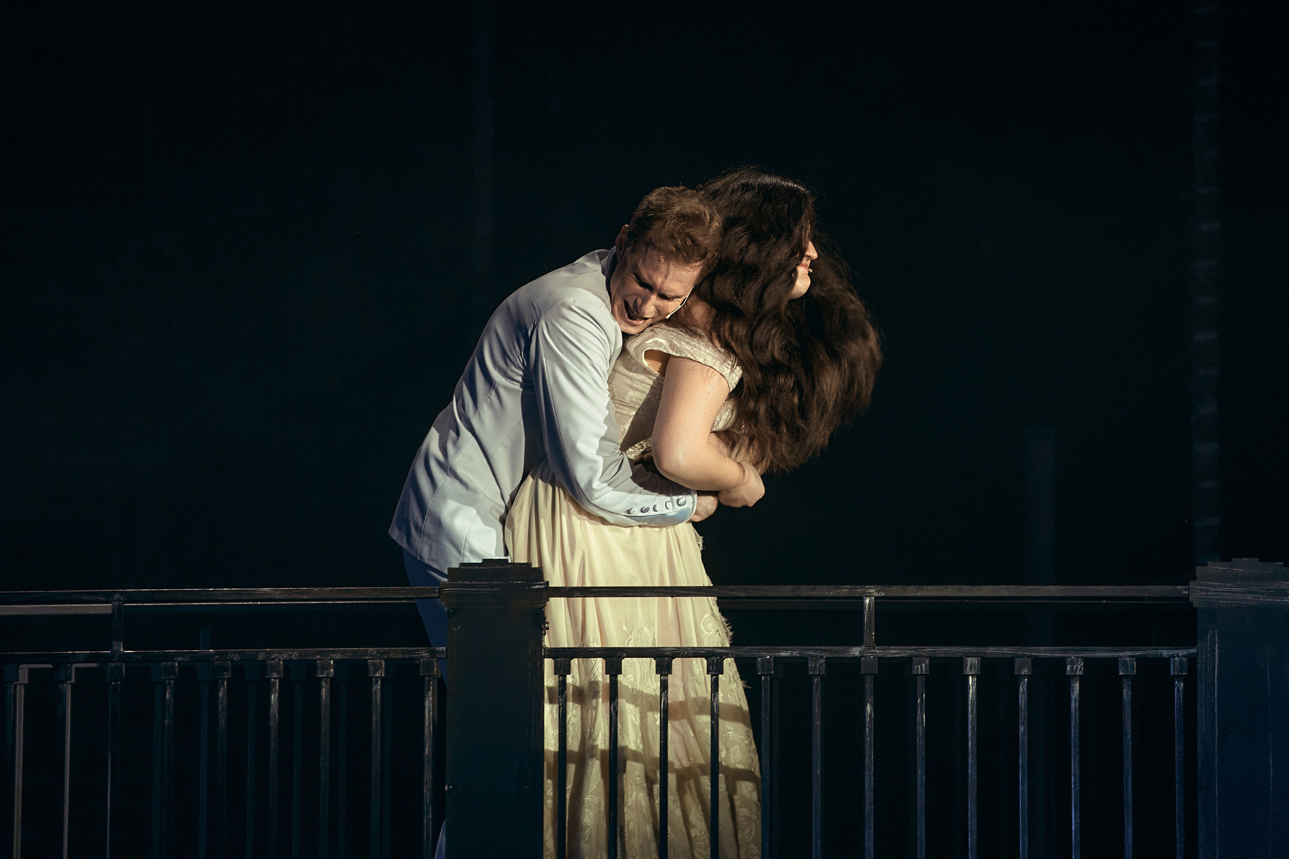 Онегин. Театр на Таганке. Фотограф Нина Антонова