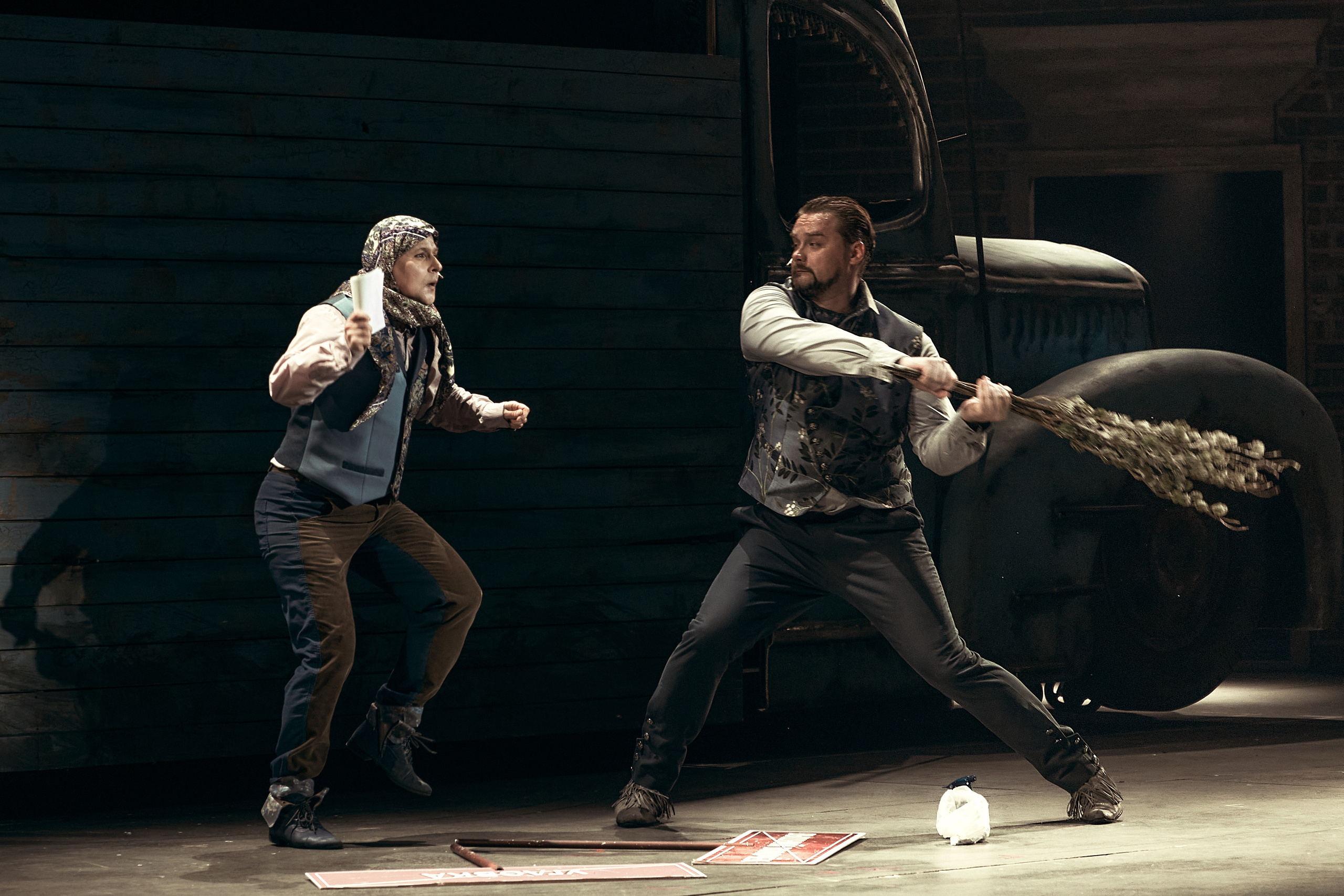 Онегин. Театр на Таганке. Фотограф Нина Антонова