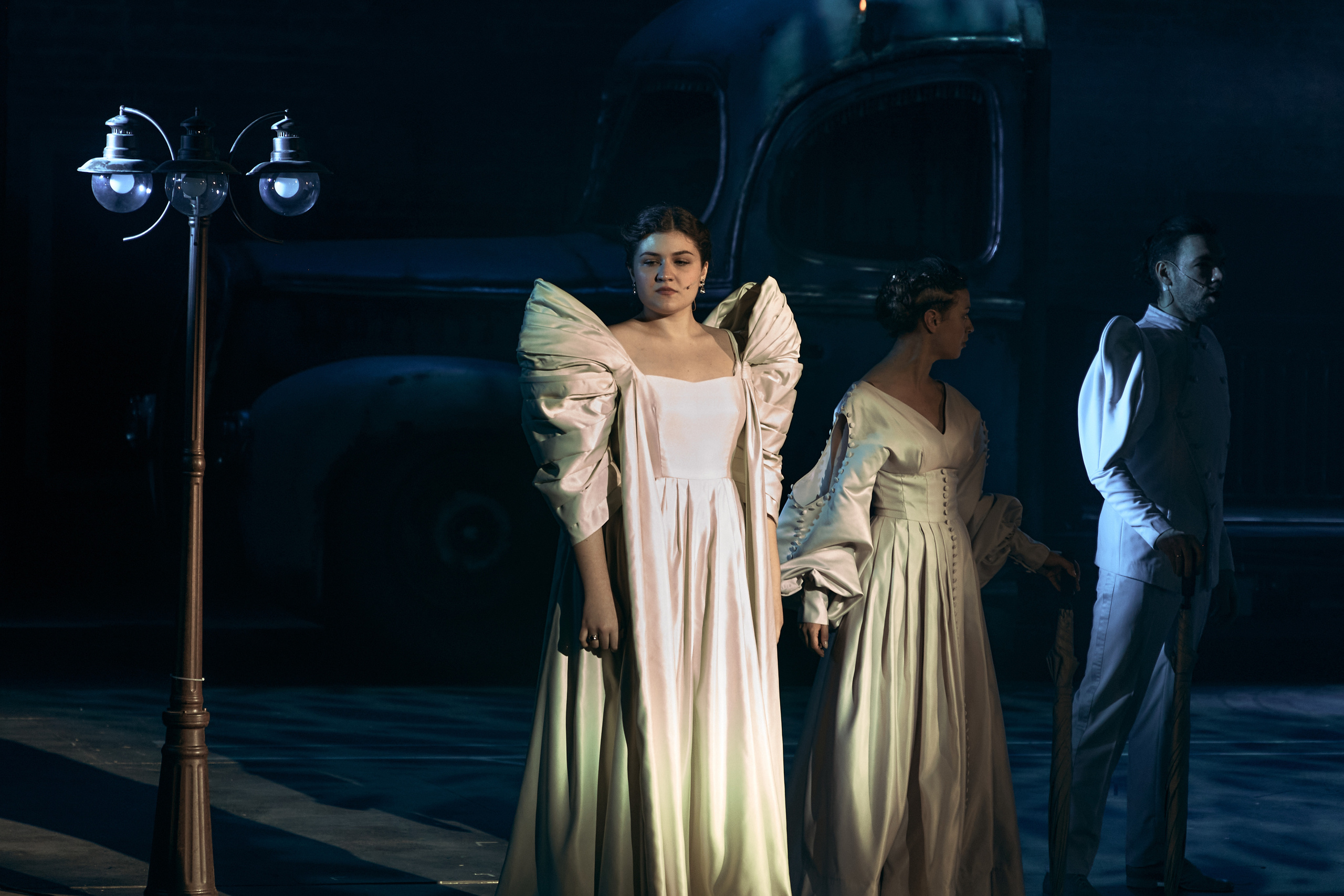 Онегин. Театр на Таганке. Фотограф Нина Антонова