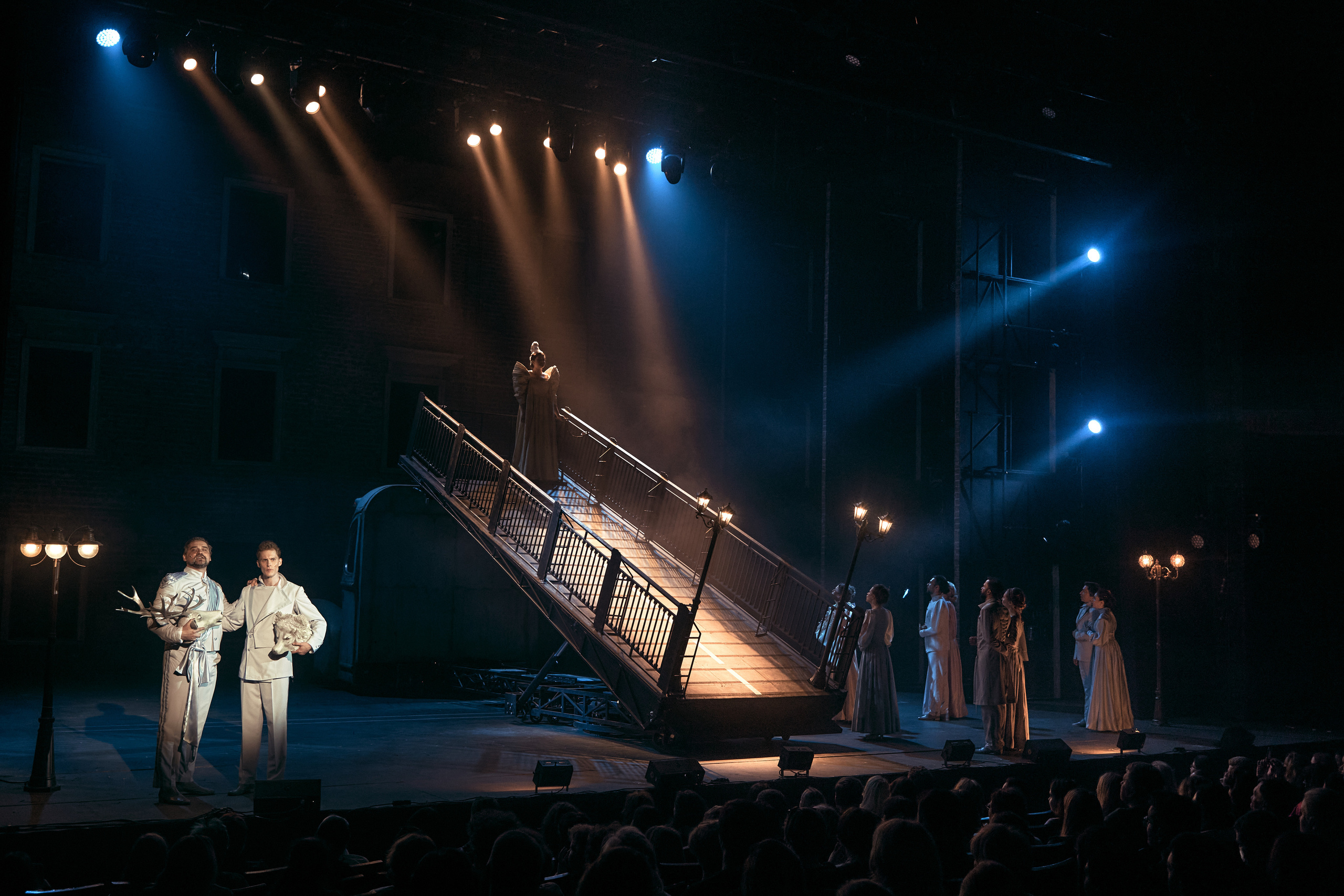 Онегин. Театр на Таганке. Фотограф Нина Антонова