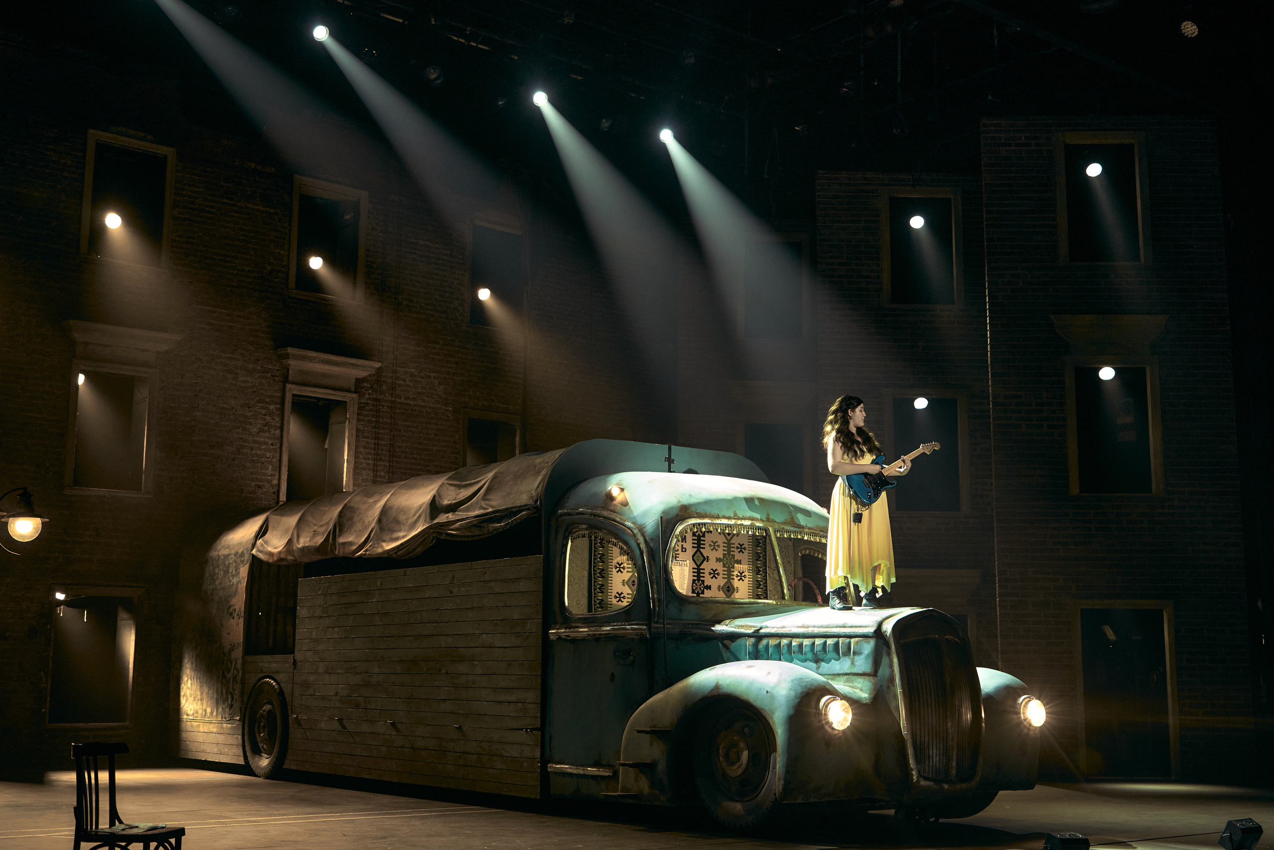 Онегин. Театр на Таганке. Фотограф Нина Антонова