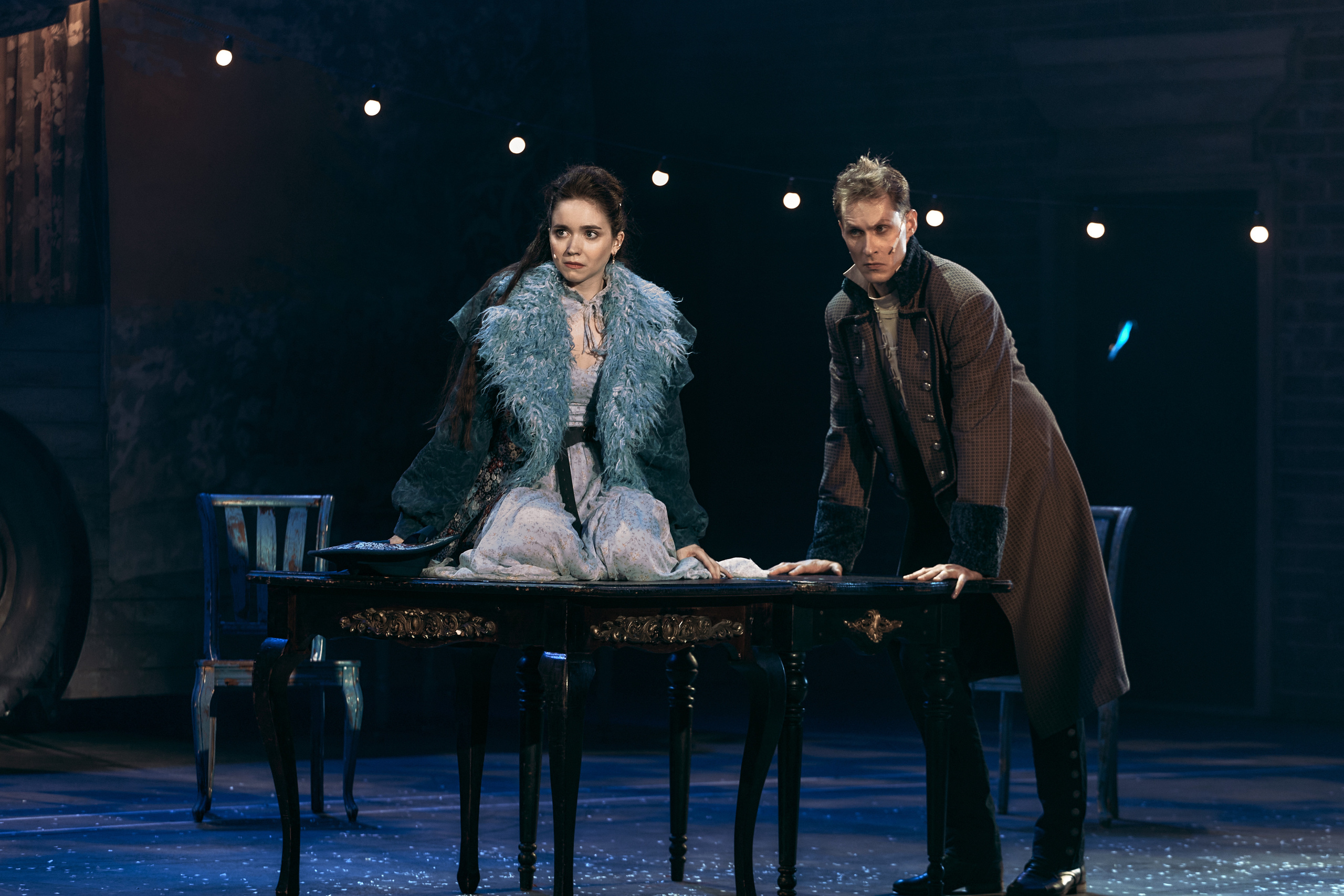 Онегин. Театр на Таганке. Фотограф Нина Антонова