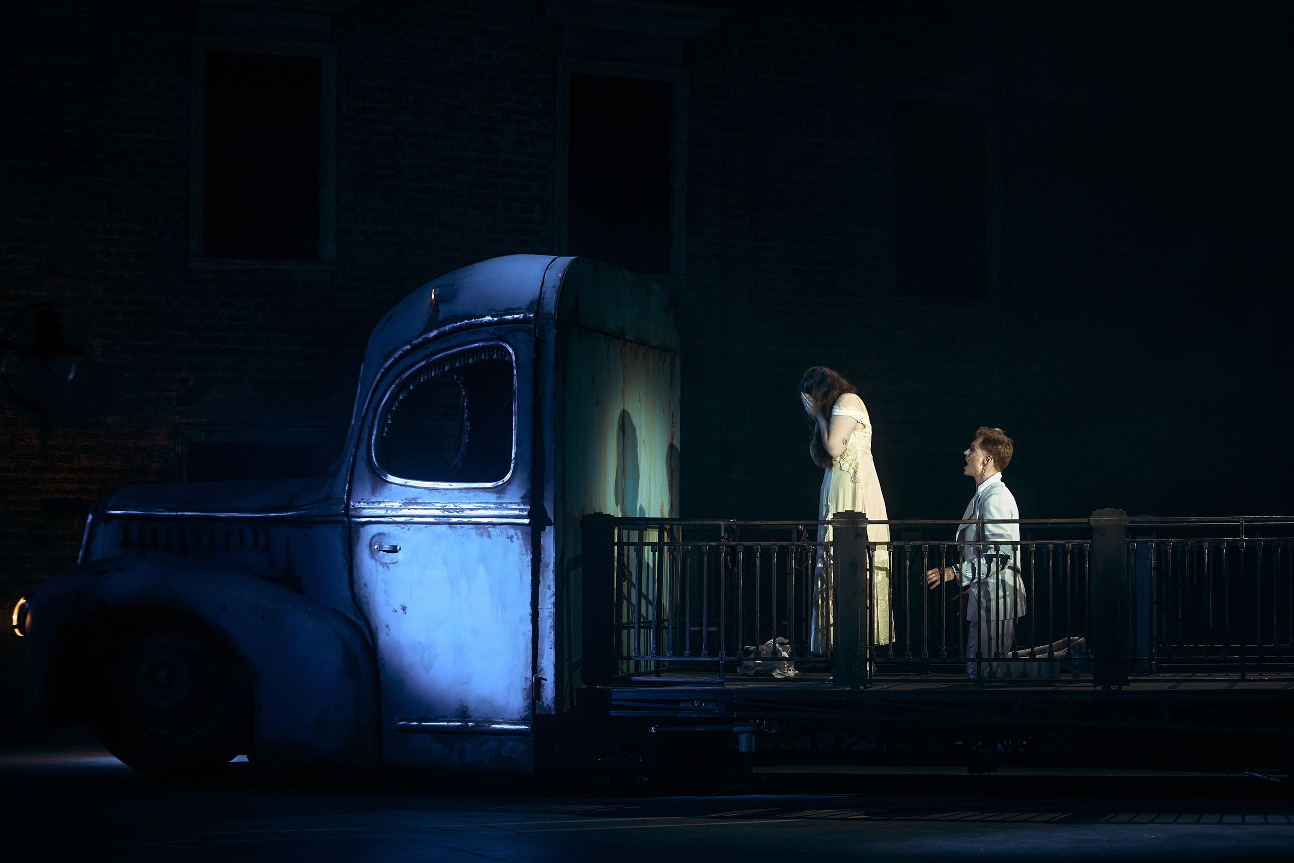 Онегин. Театр на Таганке. Фотограф Нина Антонова