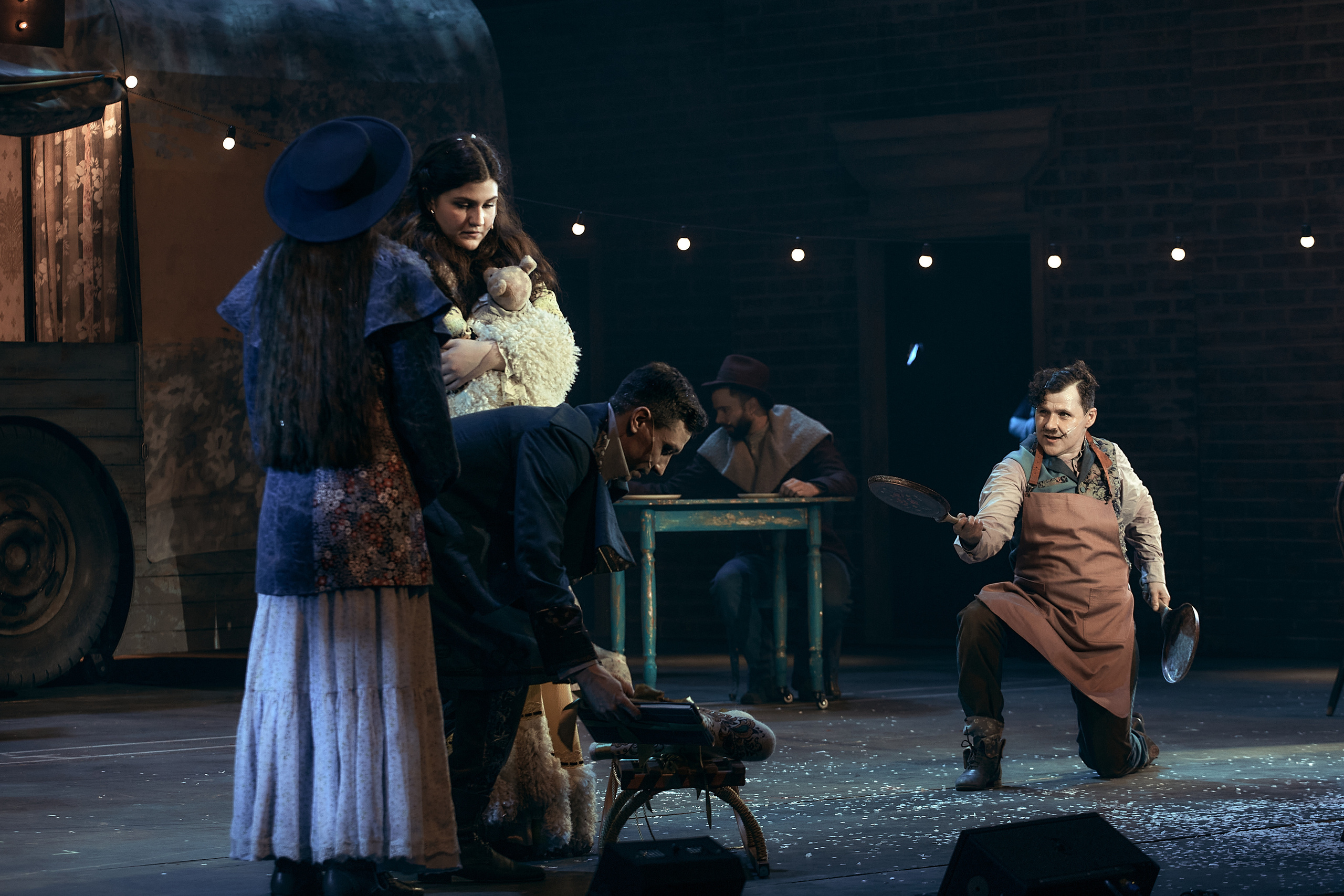 Онегин. Театр на Таганке. Фотограф Нина Антонова