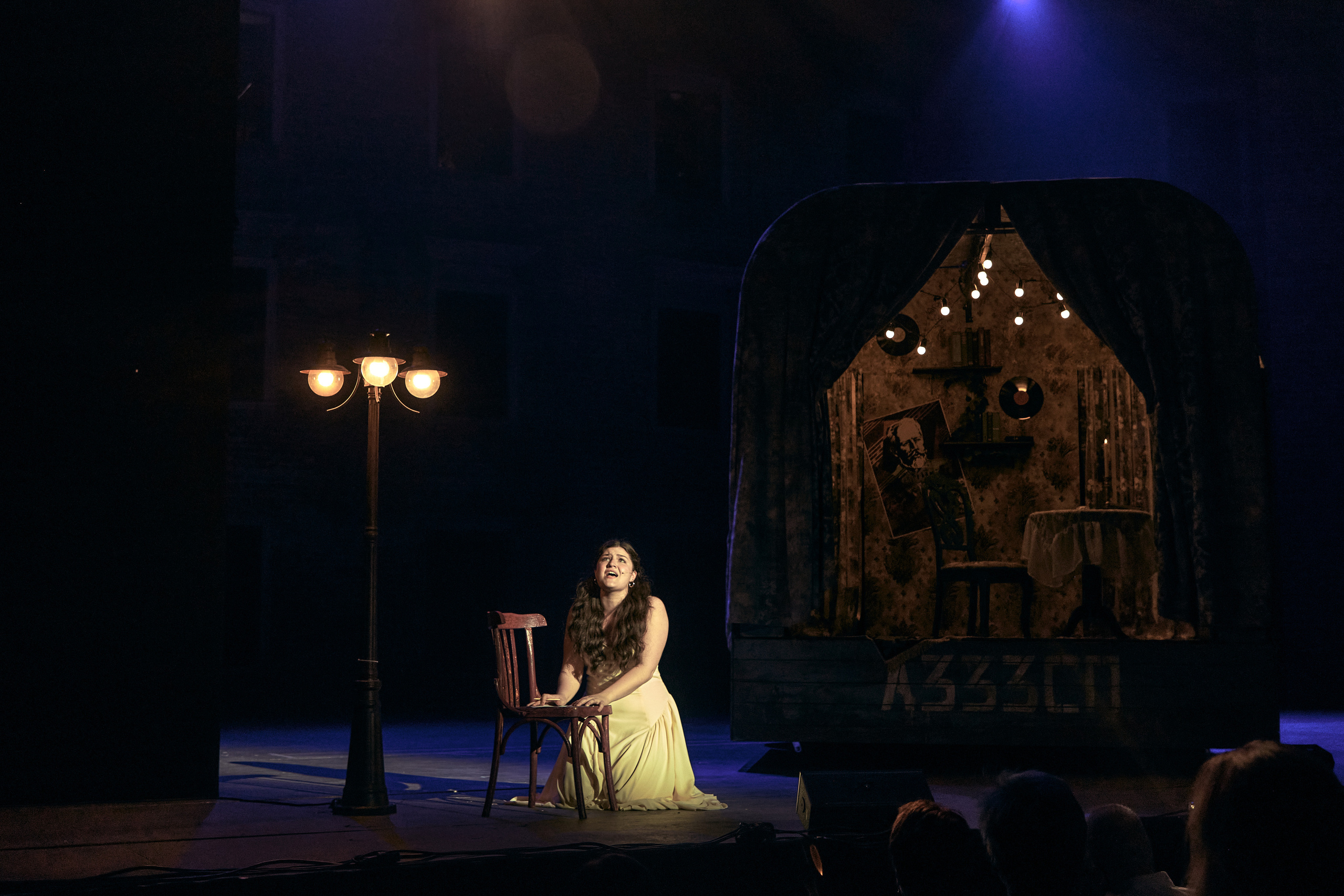 Онегин. Театр на Таганке. Фотограф Нина Антонова