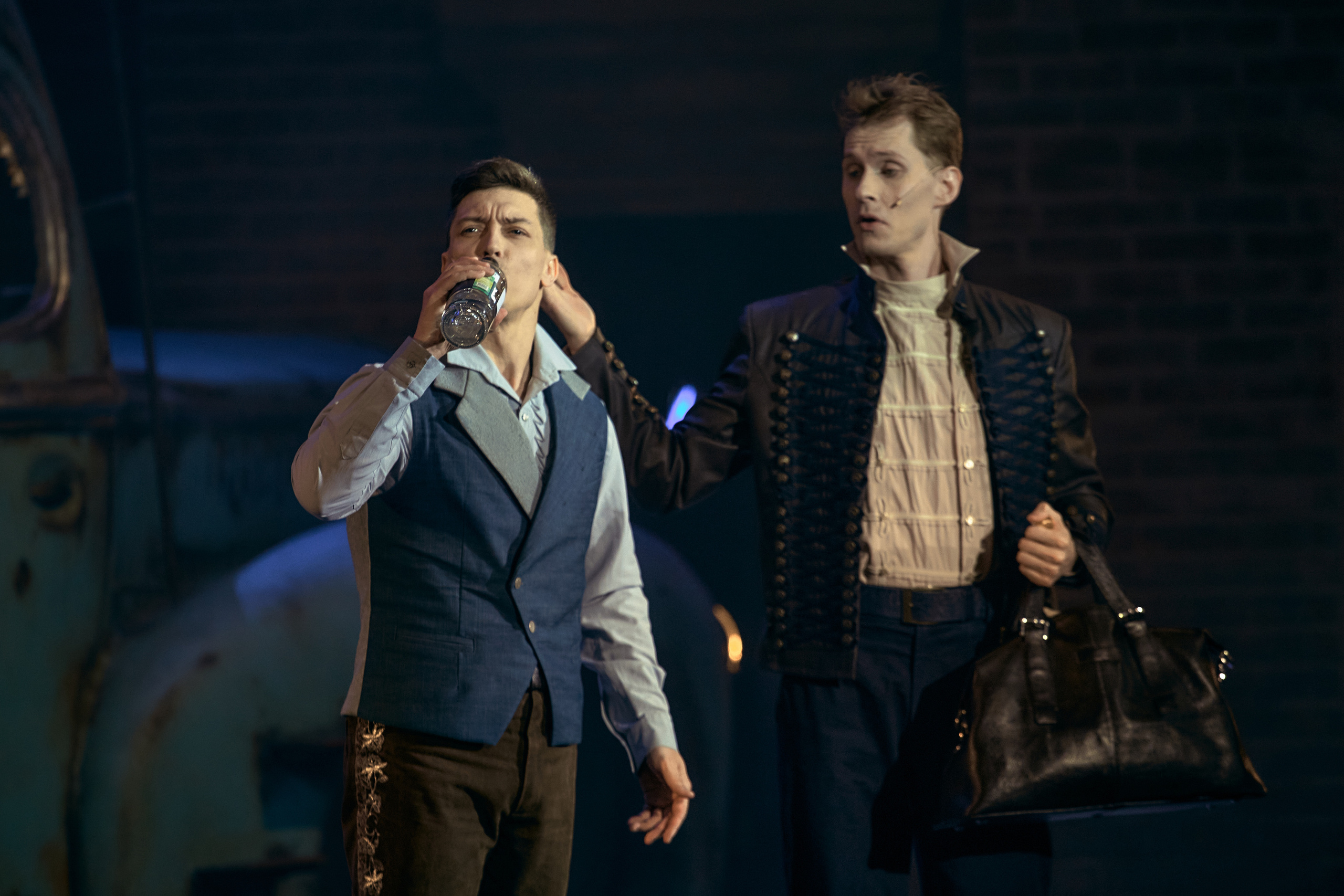 Онегин. Театр на Таганке. Фотограф Нина Антонова