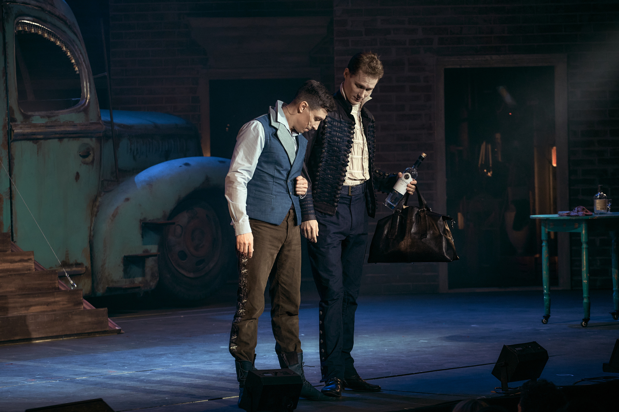 Онегин. Театр на Таганке. Фотограф Нина Антонова