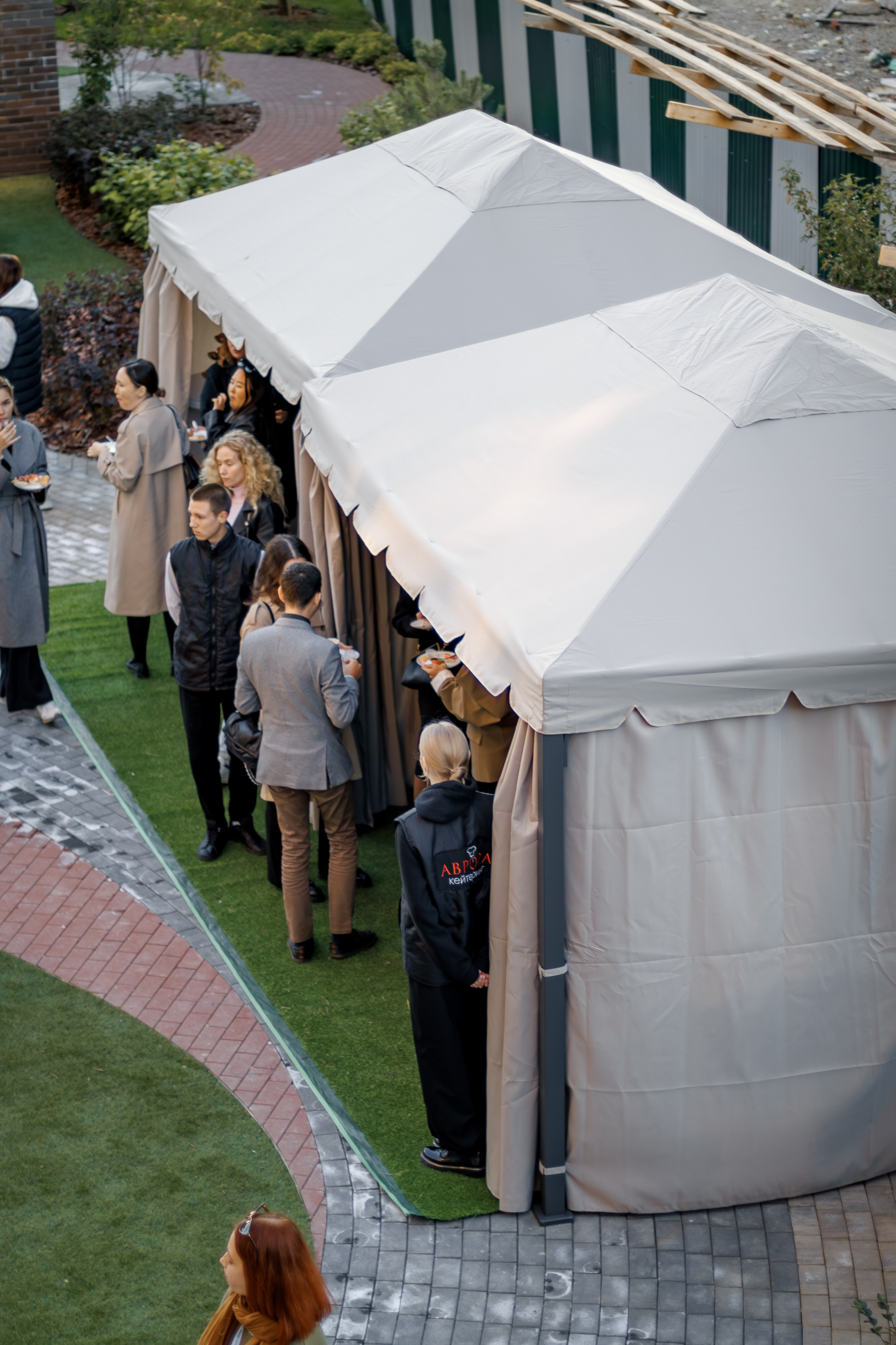 Backstage ЖК Стрижи Сити. Свадебный фотограф в Иркутске Бобылев Никита