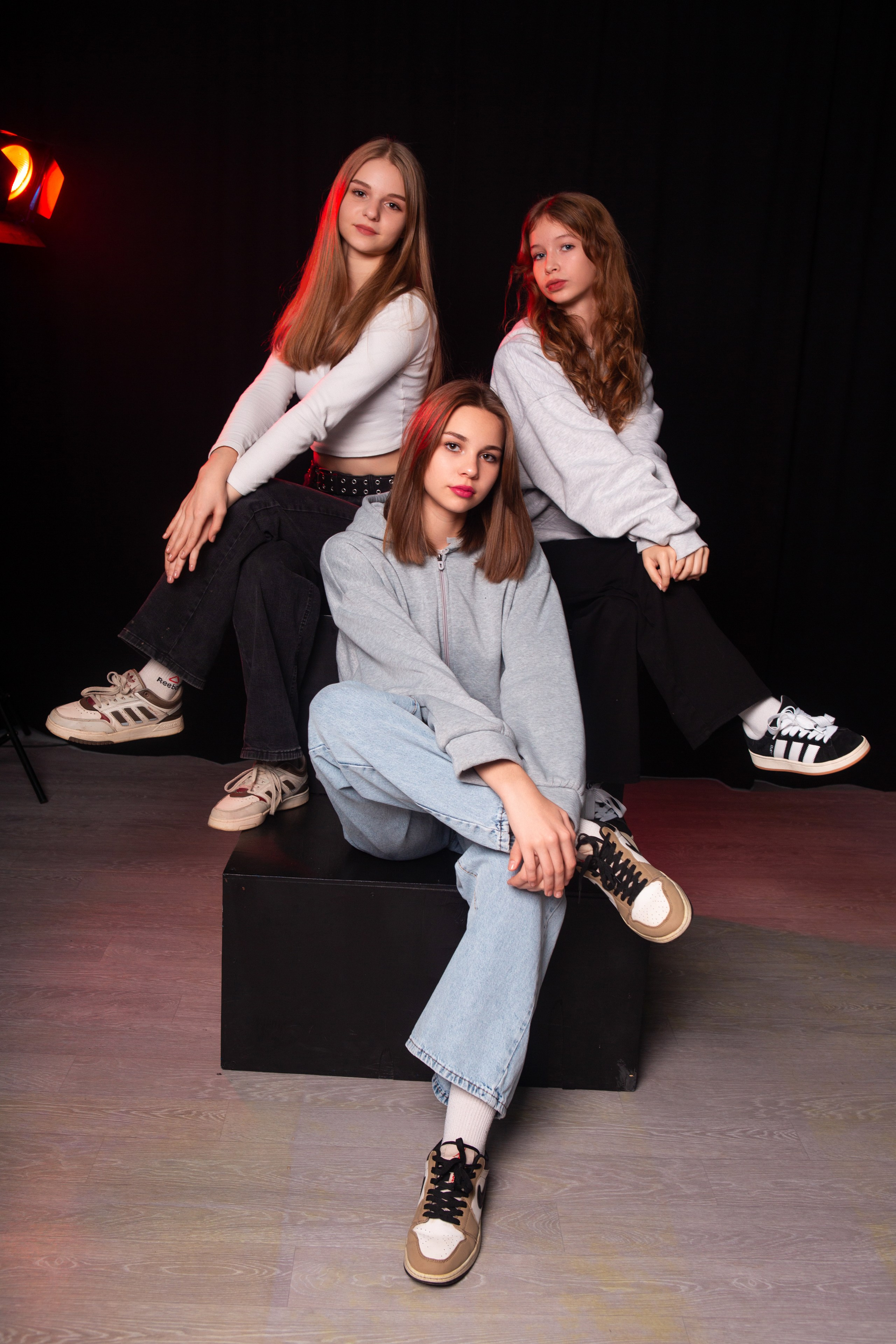 ФОТОСЕССИЯ С ЦВЕТНЫМ СВЕТОМ. ТВОЙ АЛЬБОМ / ТВОИ ПРАВИЛА