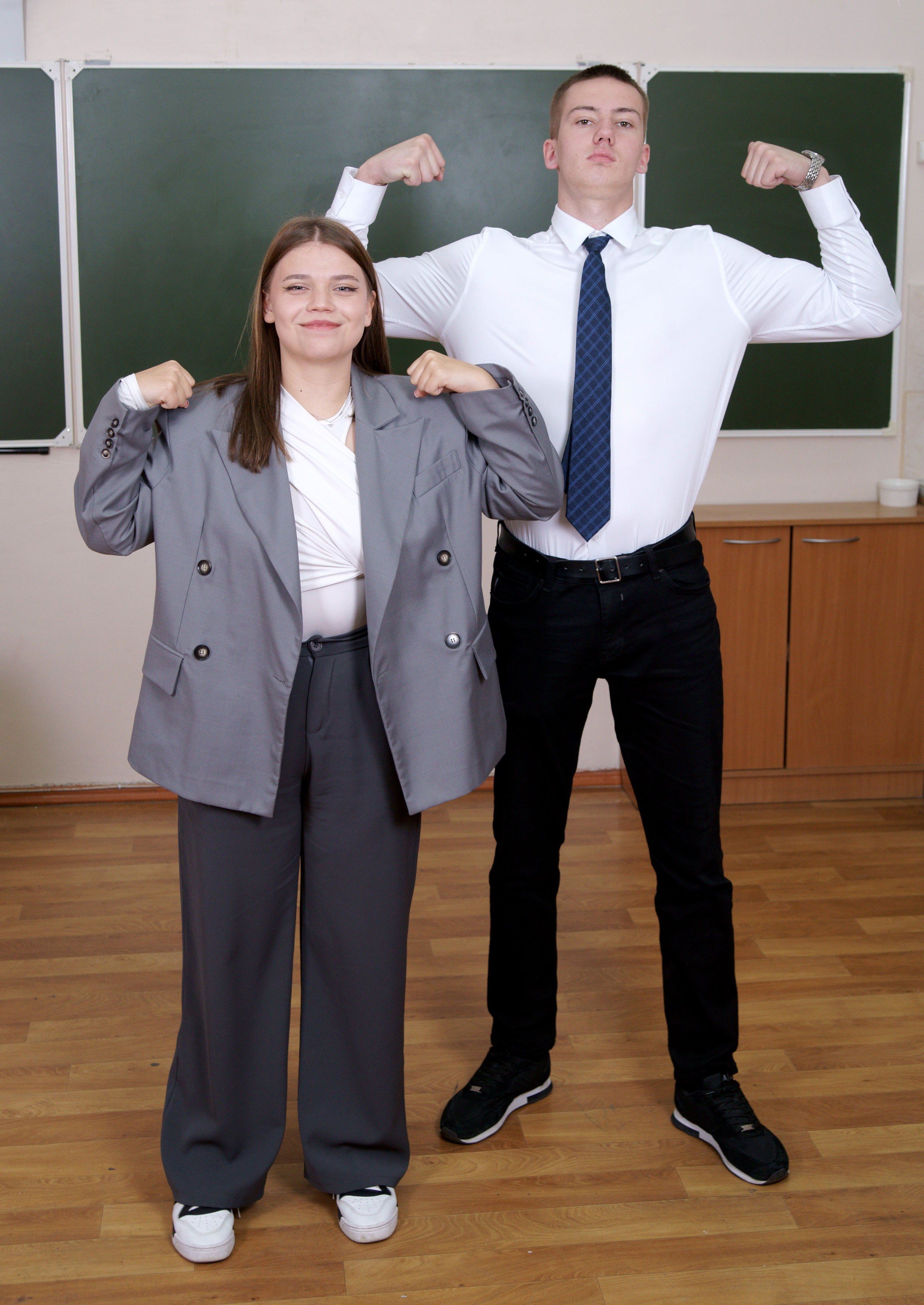 Школьная фотосессия выпускников 9,11 классов в Иркутске