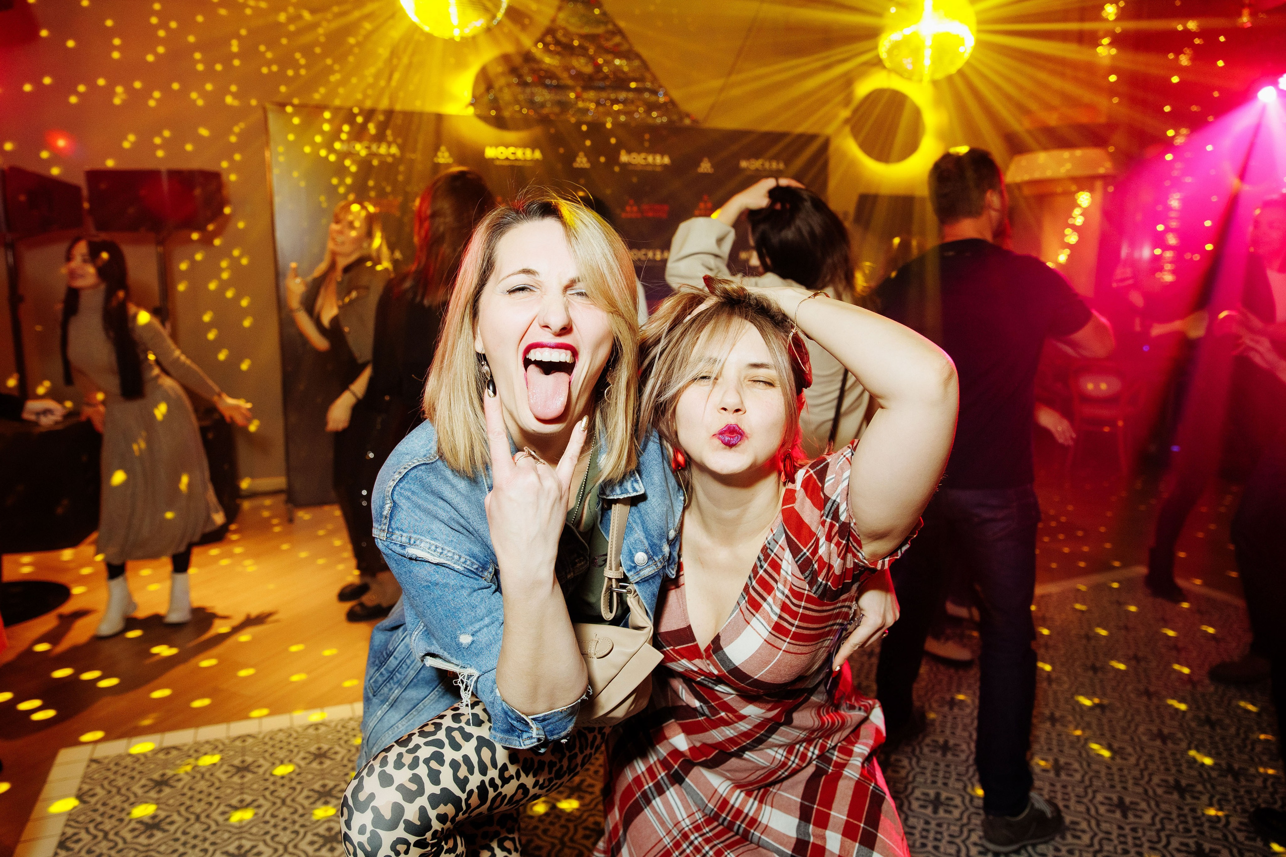 Открытие ресторана Baleno в Острове мечты. Репортажный фотограф на мероприятие в Москве Алексей Терентьев