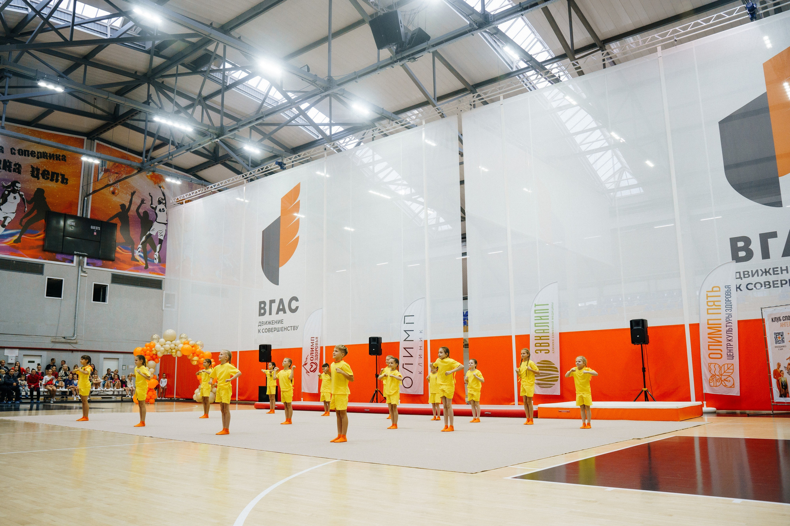 Ангелина Мельникова. Клуб спортивной гимнастики. Фотограф в Воронеже Ольга Космодемьянская