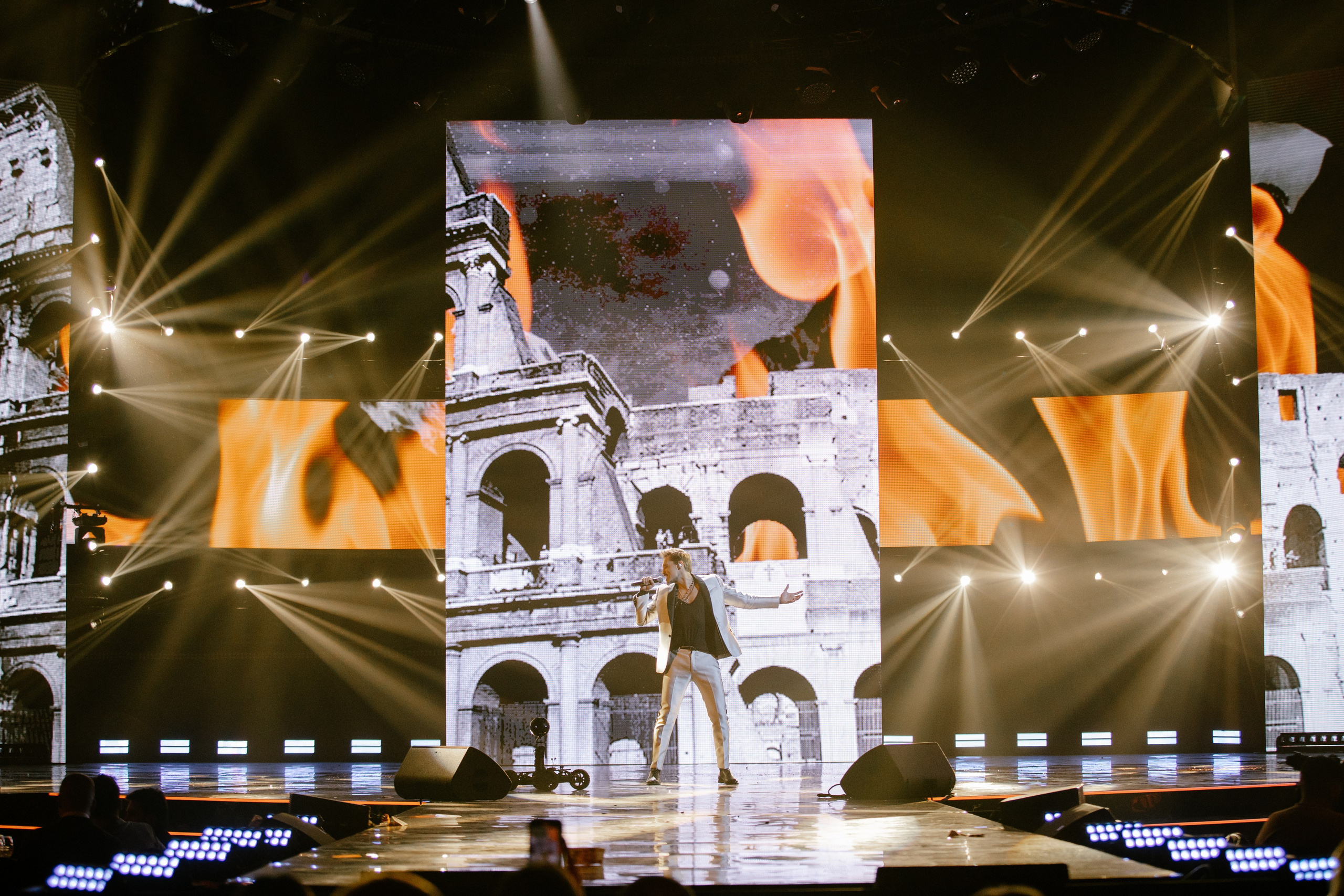 ЖАРА ТВ. Светский фотограф — Анисина Ирина