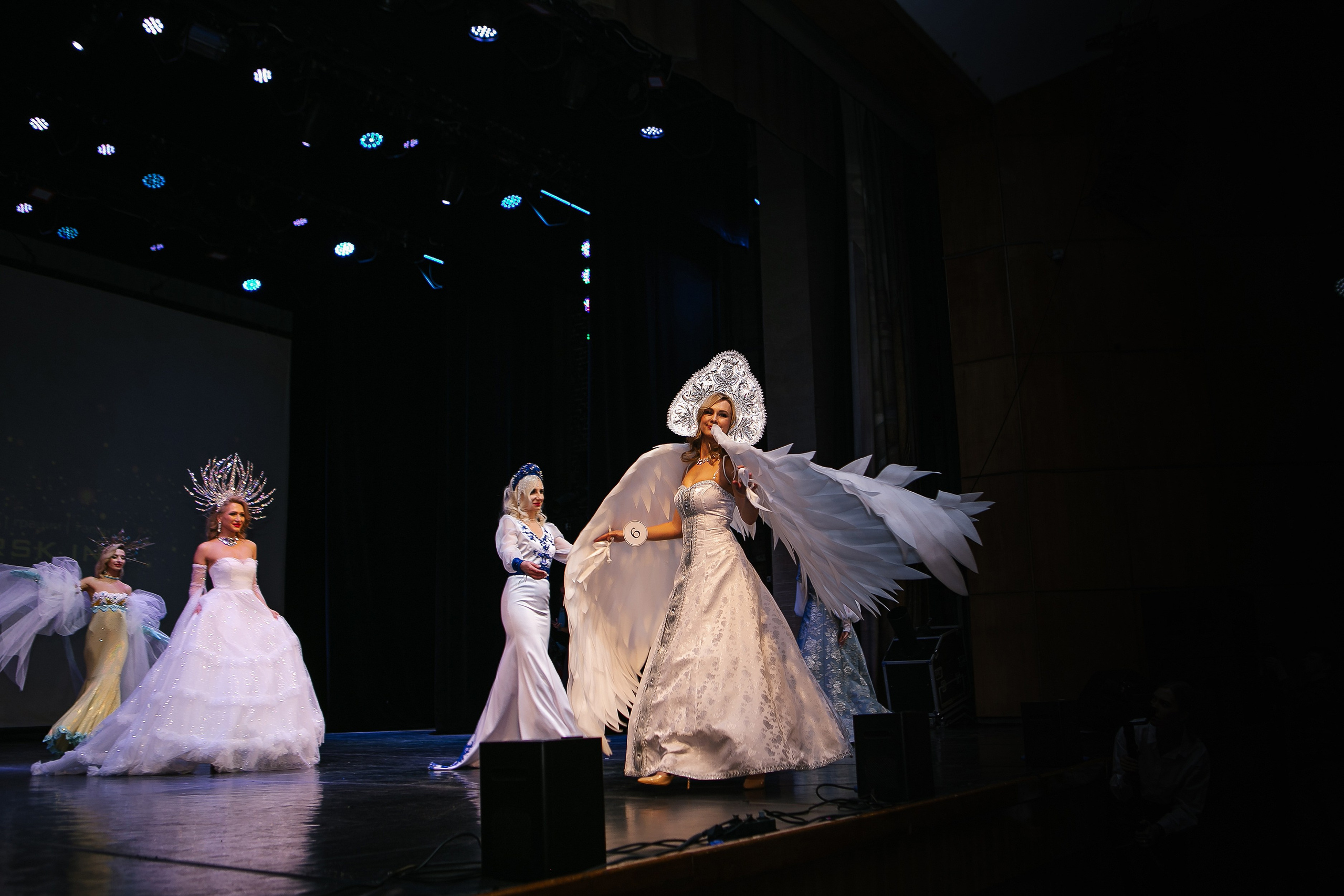 Финал Конкурса Красоты. Контент фотограф, съемка для маркетплейсов, фуд съемка и репортажи в Новосибирске Ралия Галеева