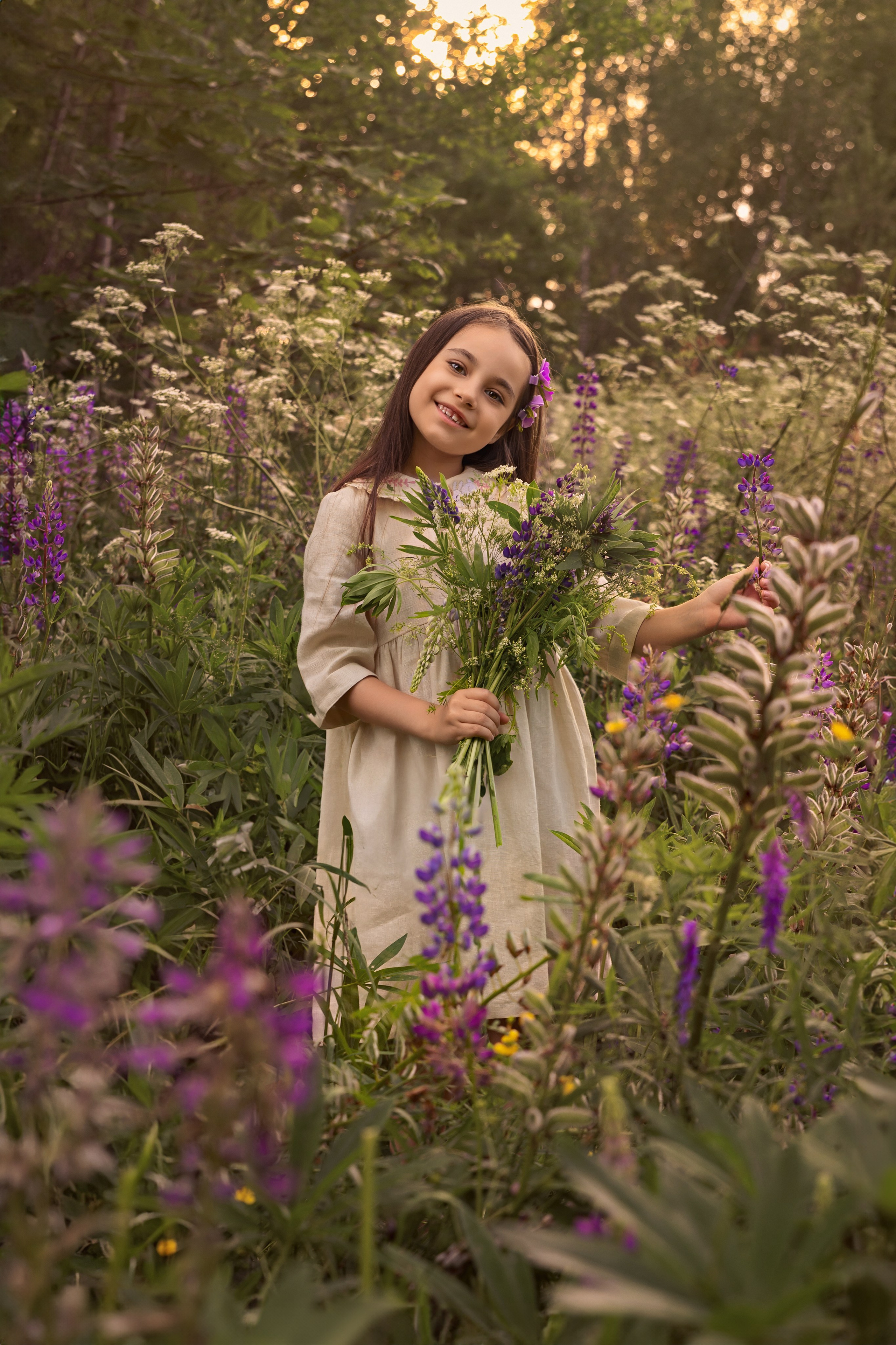 Милая детская фотосессия в люпиновом поле. Трубинова Екатерина | Семейный фотограф | Москва