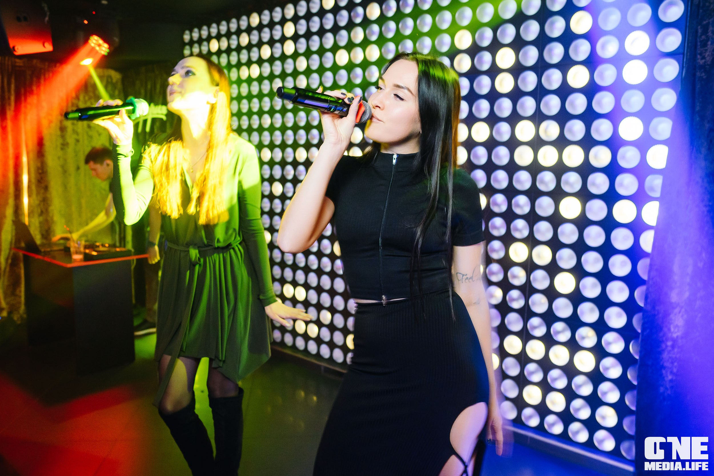 Фотоотчет из караоке-клуба Эйфория. One Media Life: фоторепортажи, фотоотчеты с мероприятий и заведений