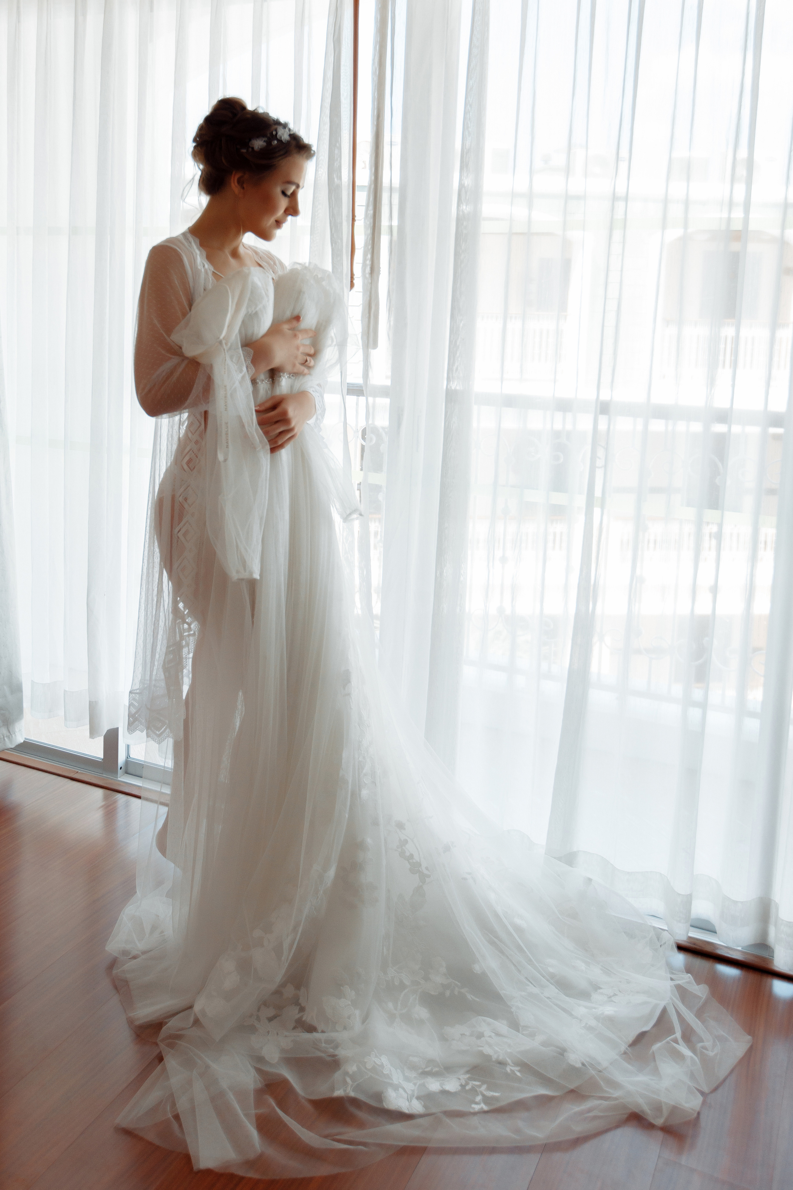 Шикарная невеста на изумрудном берегу острова Пхукета. Фотограф на Пхукете в Таиланде