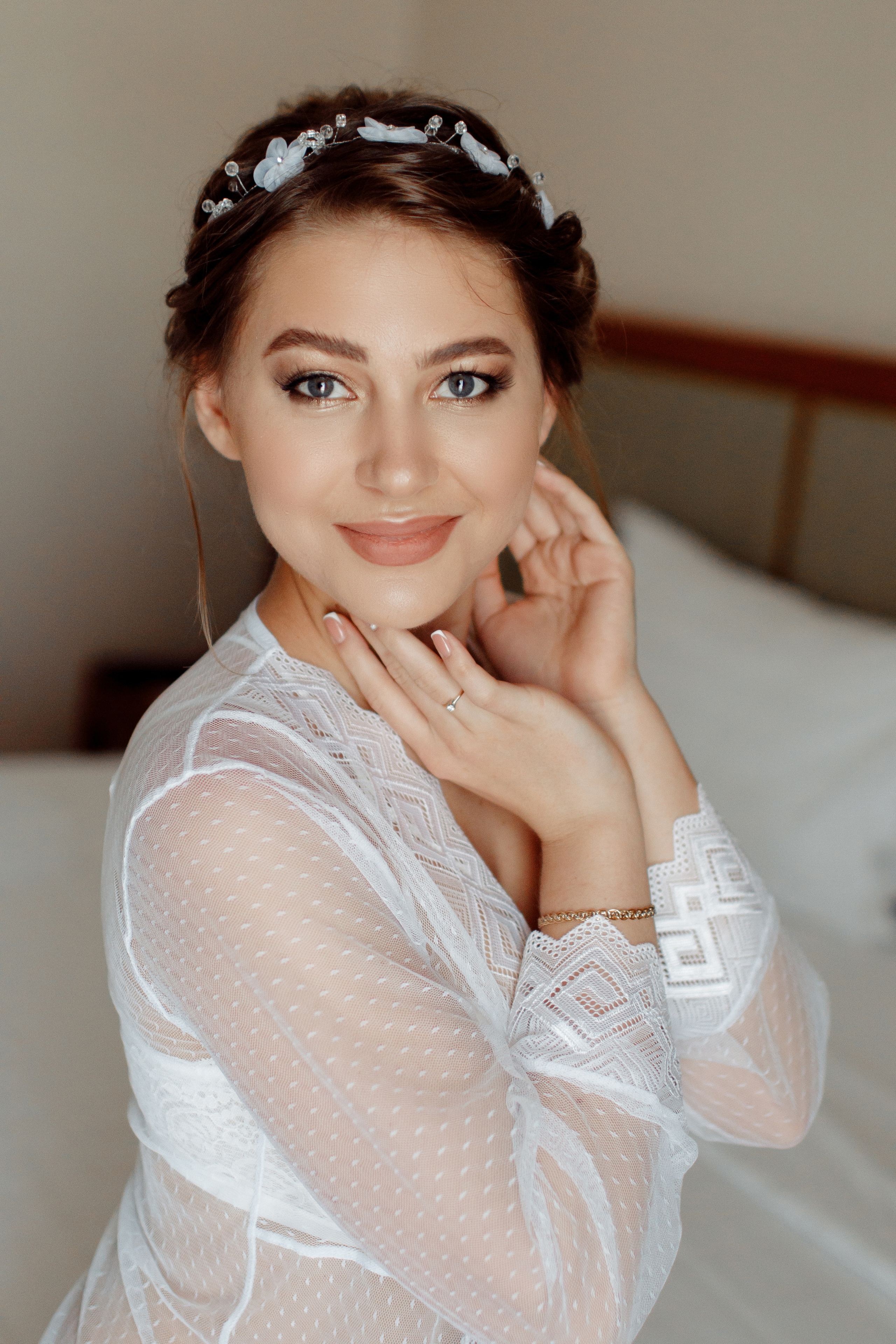 Шикарная невеста на изумрудном берегу острова Пхукета. Фотограф на Пхукете в Таиланде