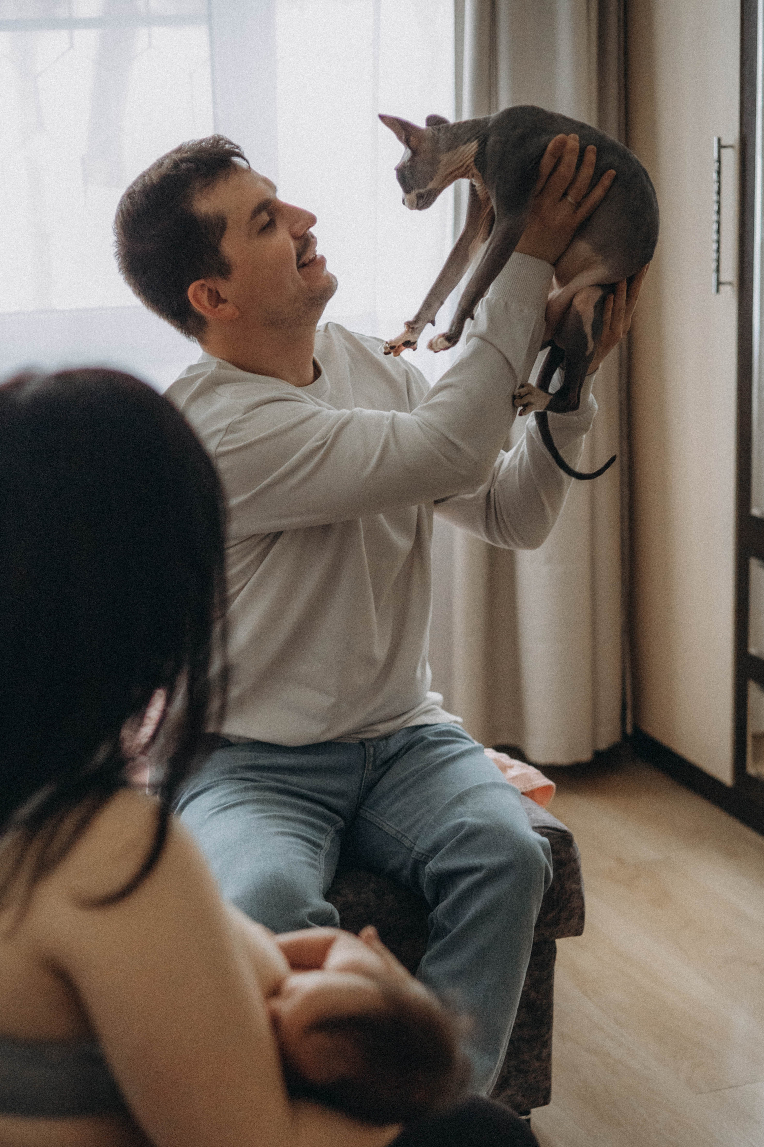 Малышка Алиса с семьей