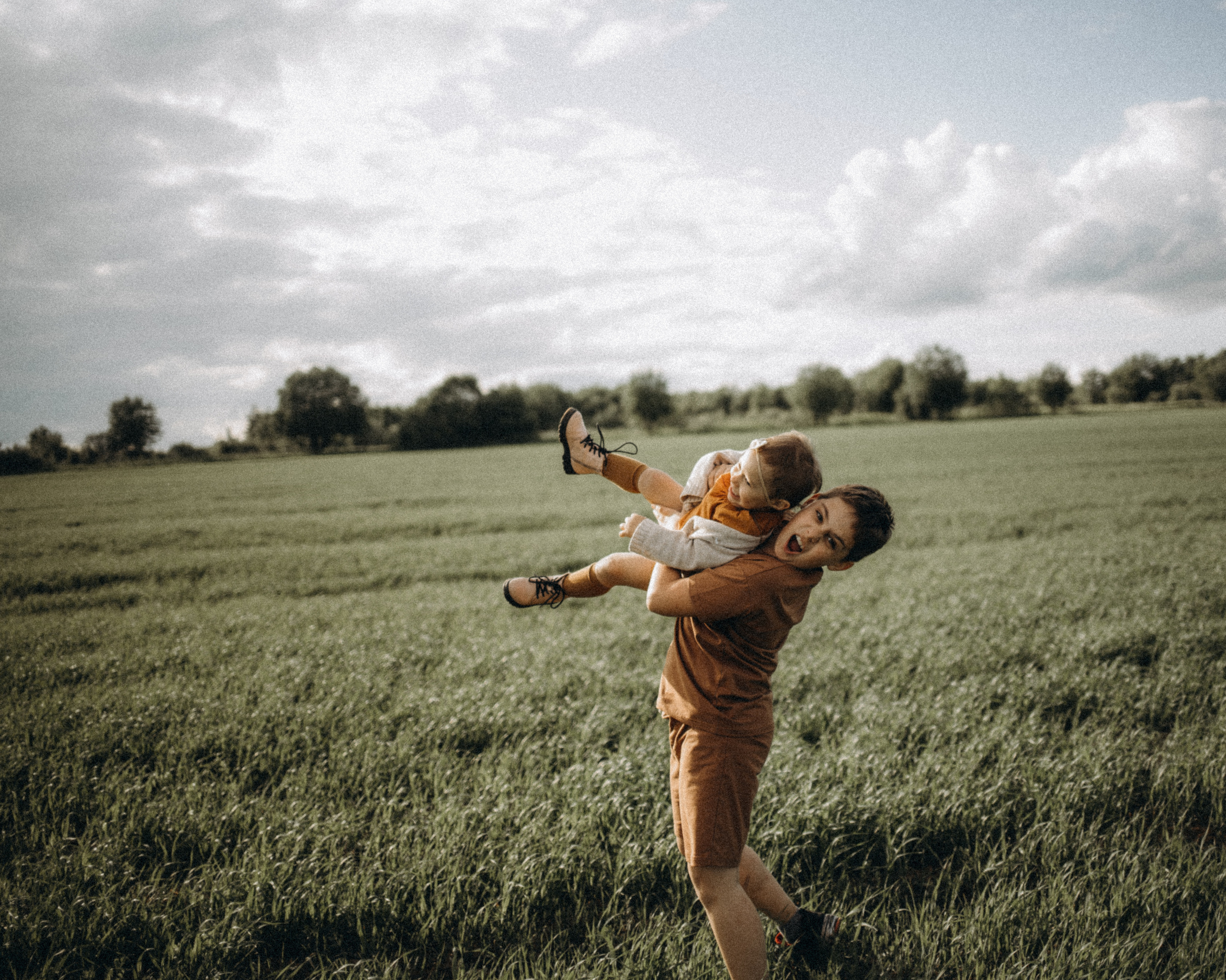 Один батон на двоих