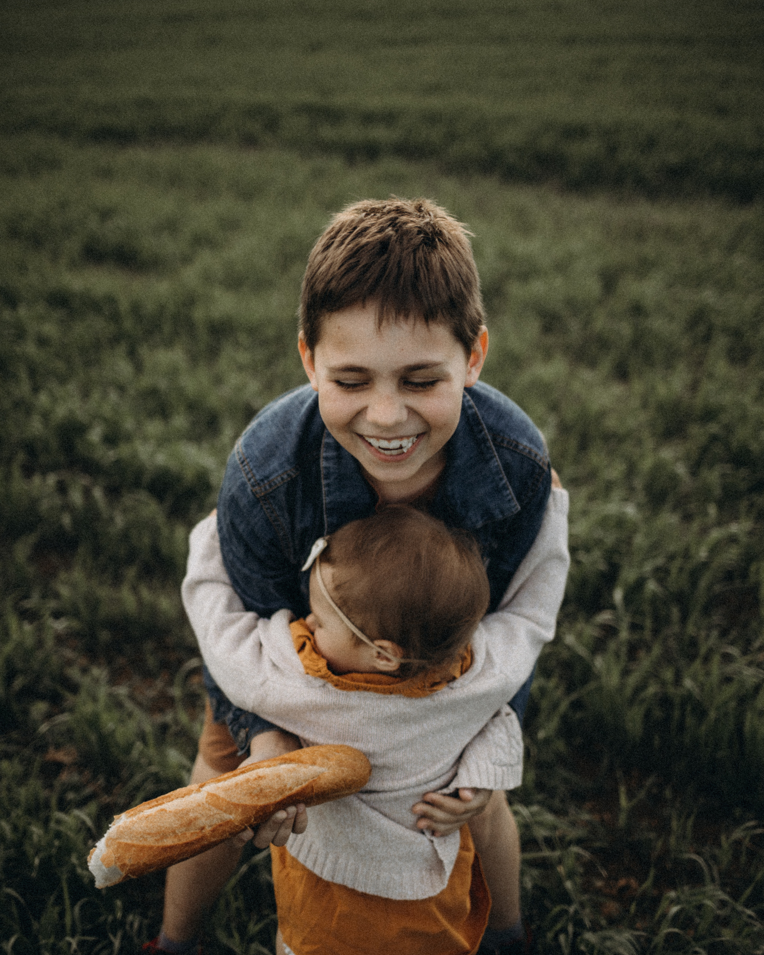 Один батон на двоих