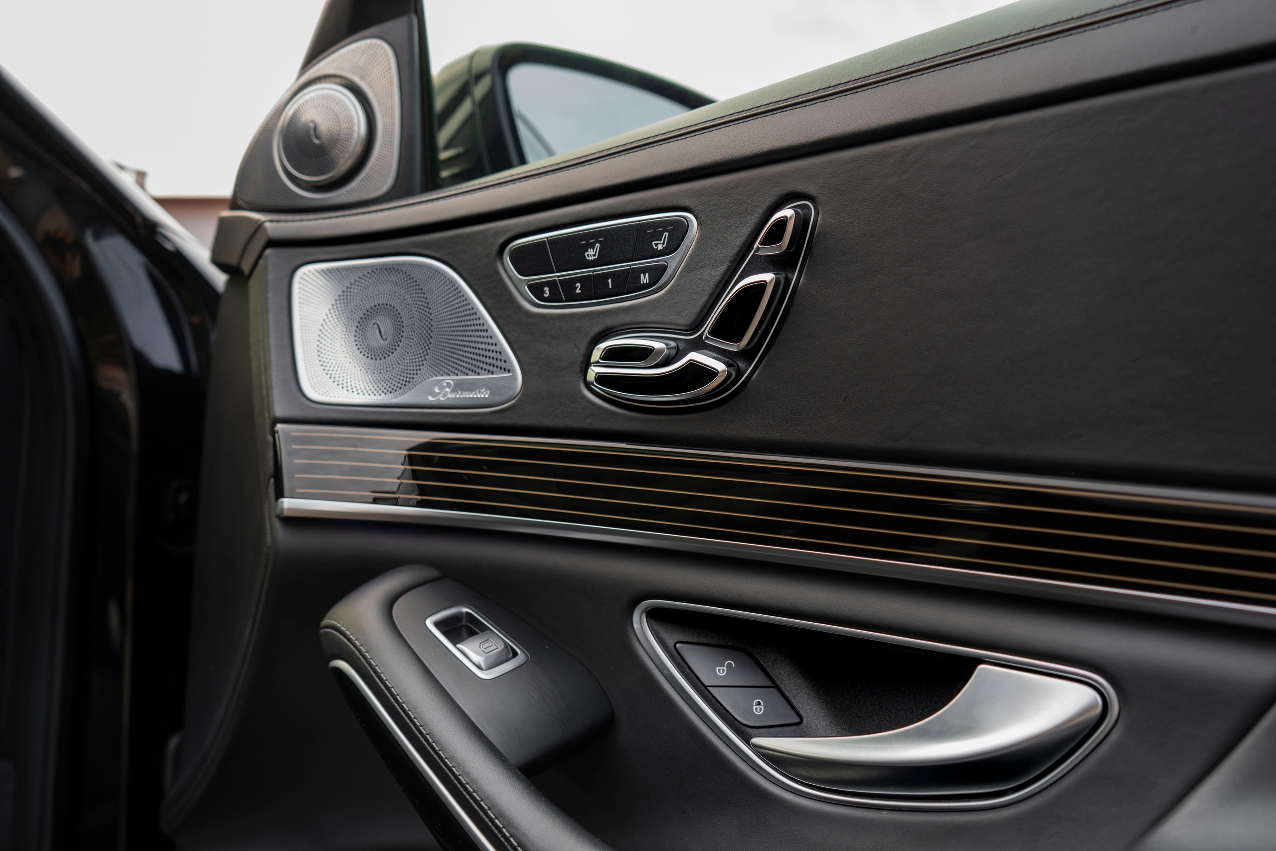 Mercedes S-class (W222)