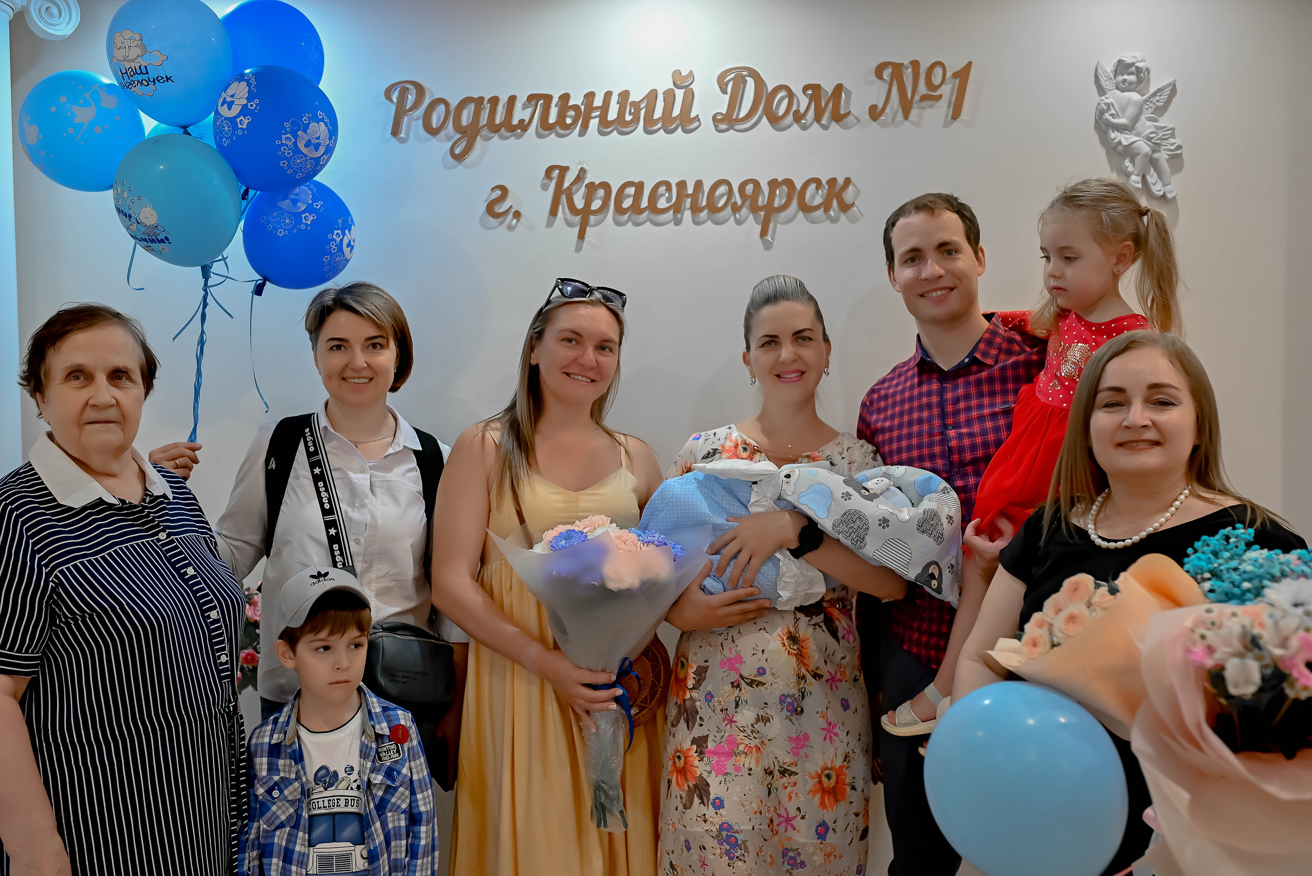 Выписка Ирины. Фотографы крещения/венчания  Красноярск Татьяна и Вячеслав Переваловы