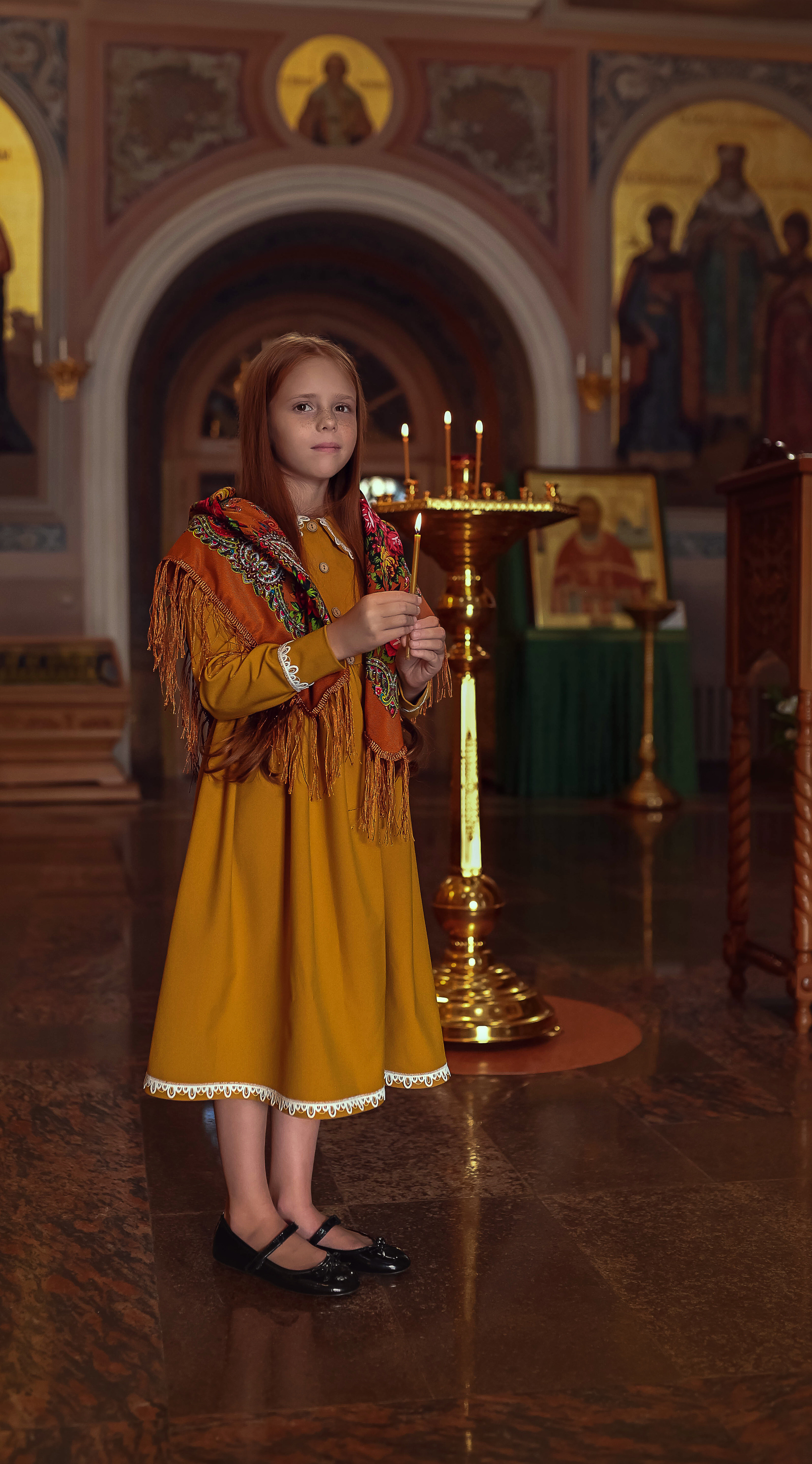 Ангелина. Фотографы крещения/венчания  Красноярск Татьяна и Вячеслав Переваловы