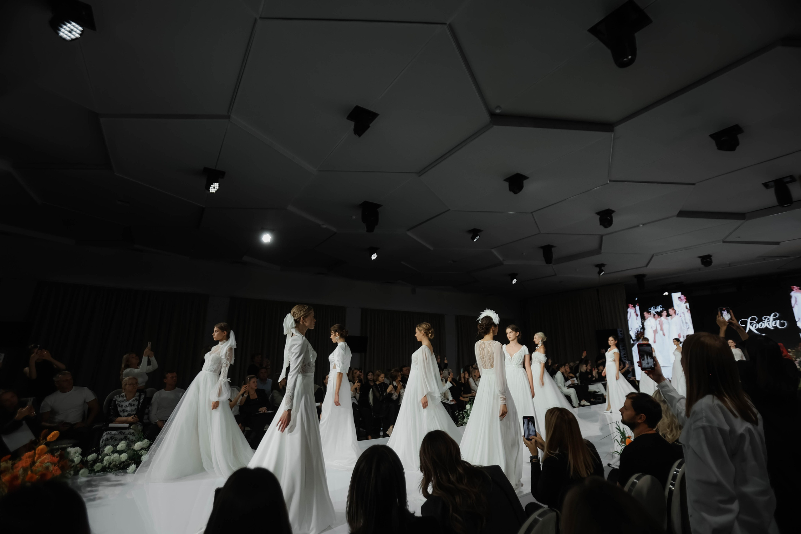 Свадебный показ Модного дома Tatiana Kaplun 2022. Свадебный фотограф FOTOKEYT