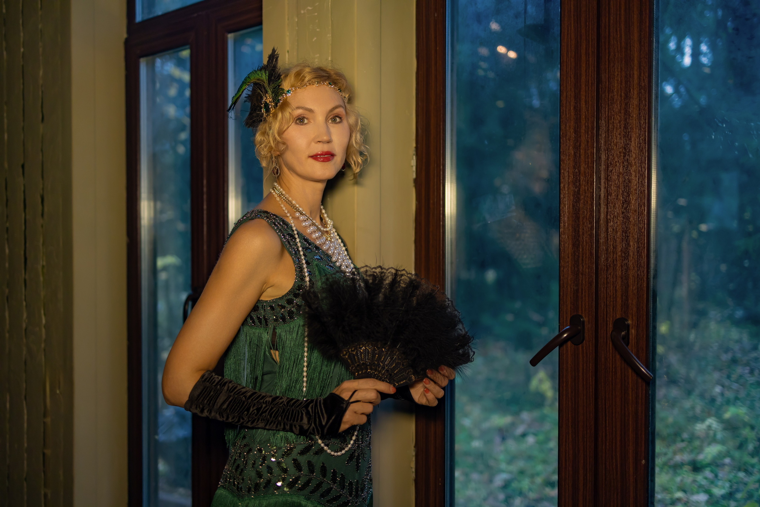 Оксана. Заброшенный театр. Репортажный, семейный и студийный фотограф в Москве Демин Алексей