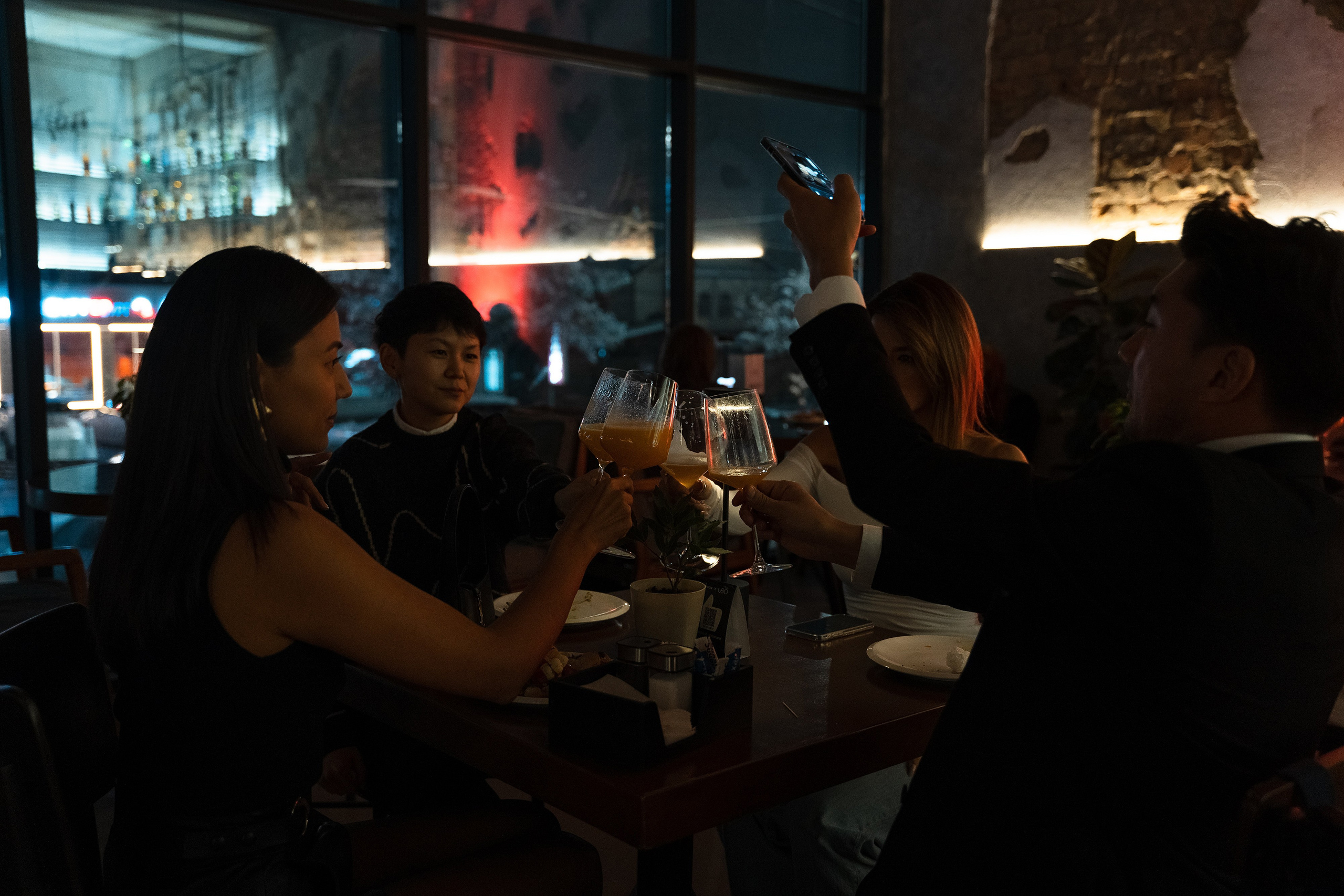 Открытие Leo Coffee. Репортажный фотограф Дмитрий Юрчук