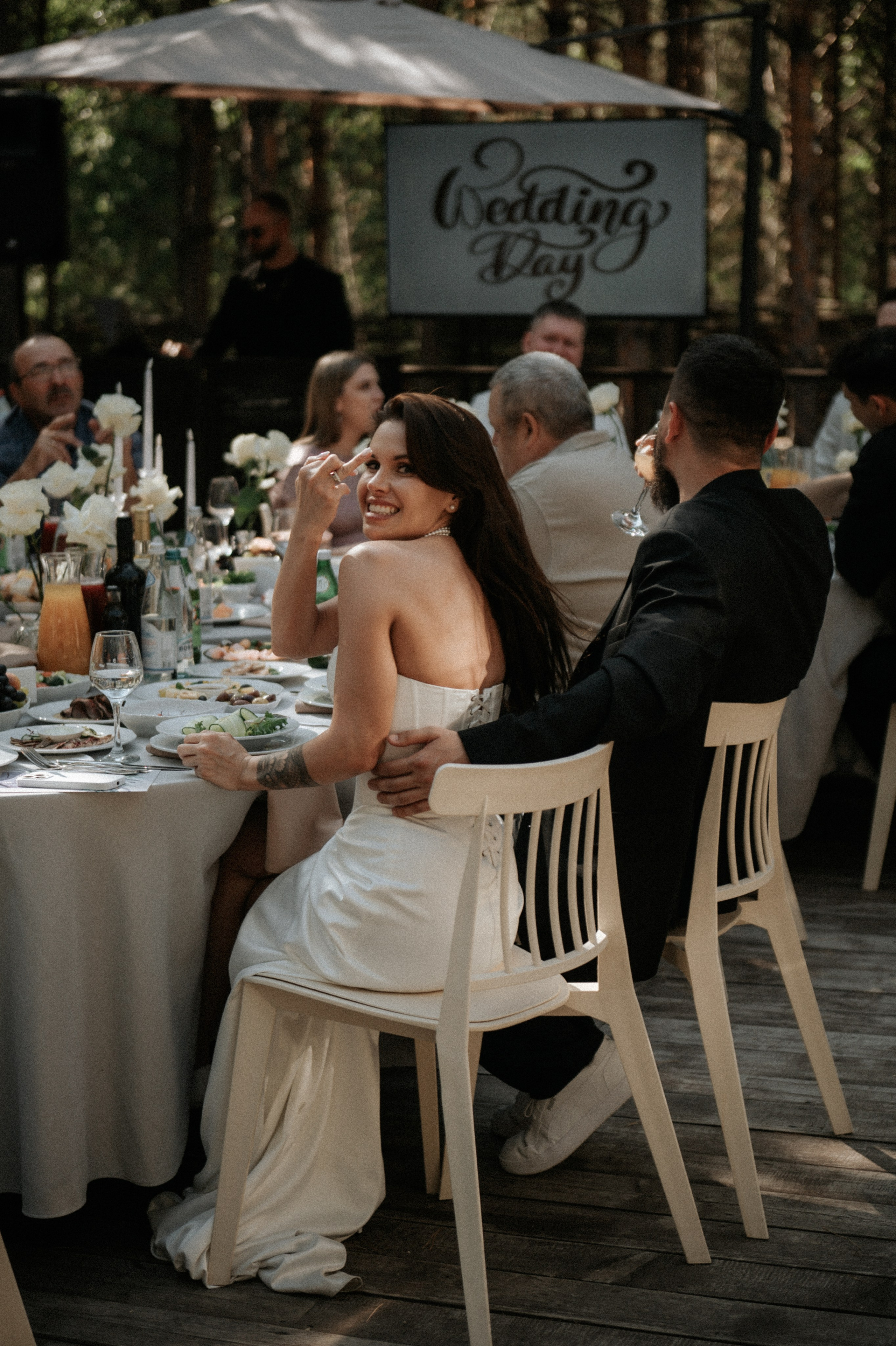 Свадебные фотографии. Фотограф в Барнауле Дарья Бутурлакина. Люби.Цени.Касайся