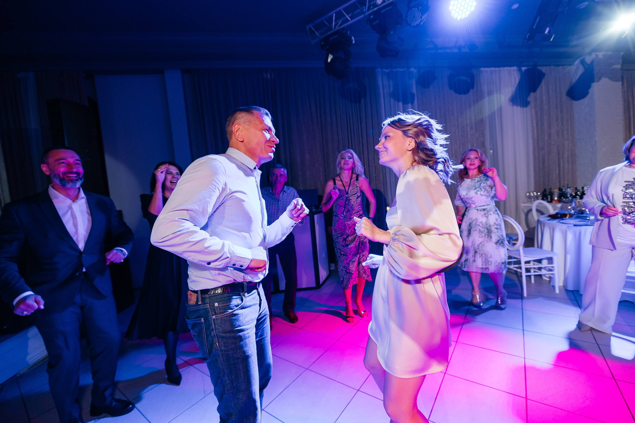 2023-06-23 Выпускной МБОУ СОШ № 10. Фотограф в Красноярске