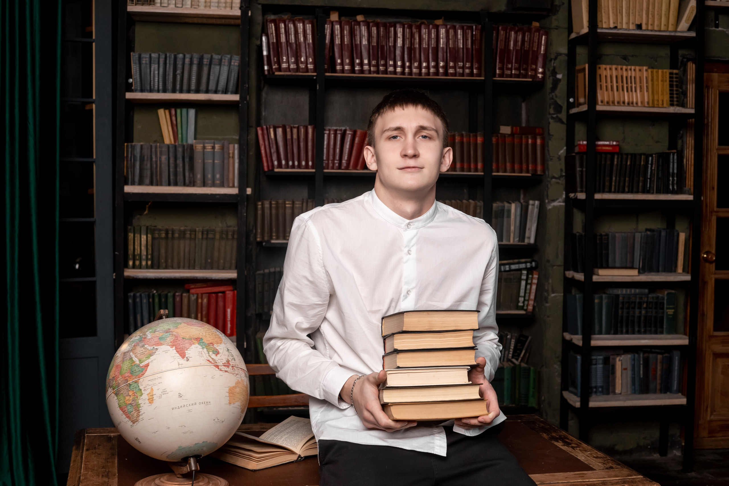 СТУДИЯ «Культура» сьемка для альбома СОШ 57 -11кл. Ольга Плаксина фотограф в Саратове