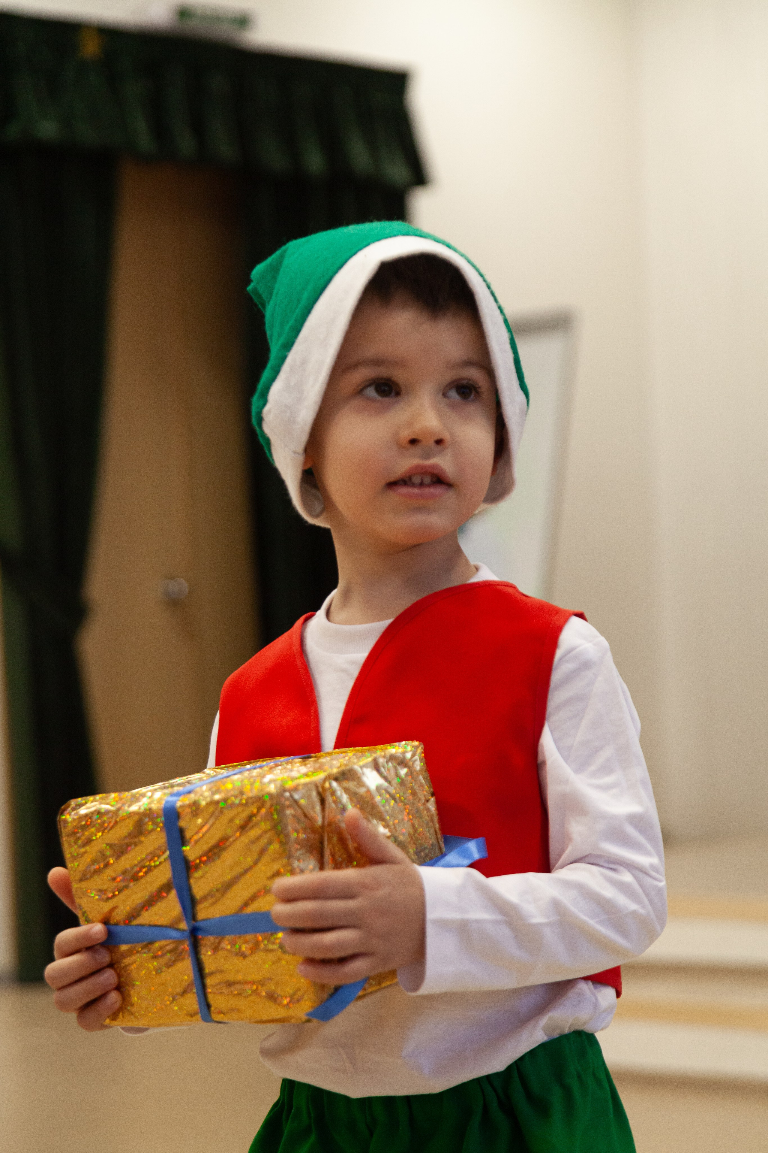 Новогодний утренник. 17.12.24. Профессиональное фото в Казани: от идеи до результата. Фотограф Яна Мур