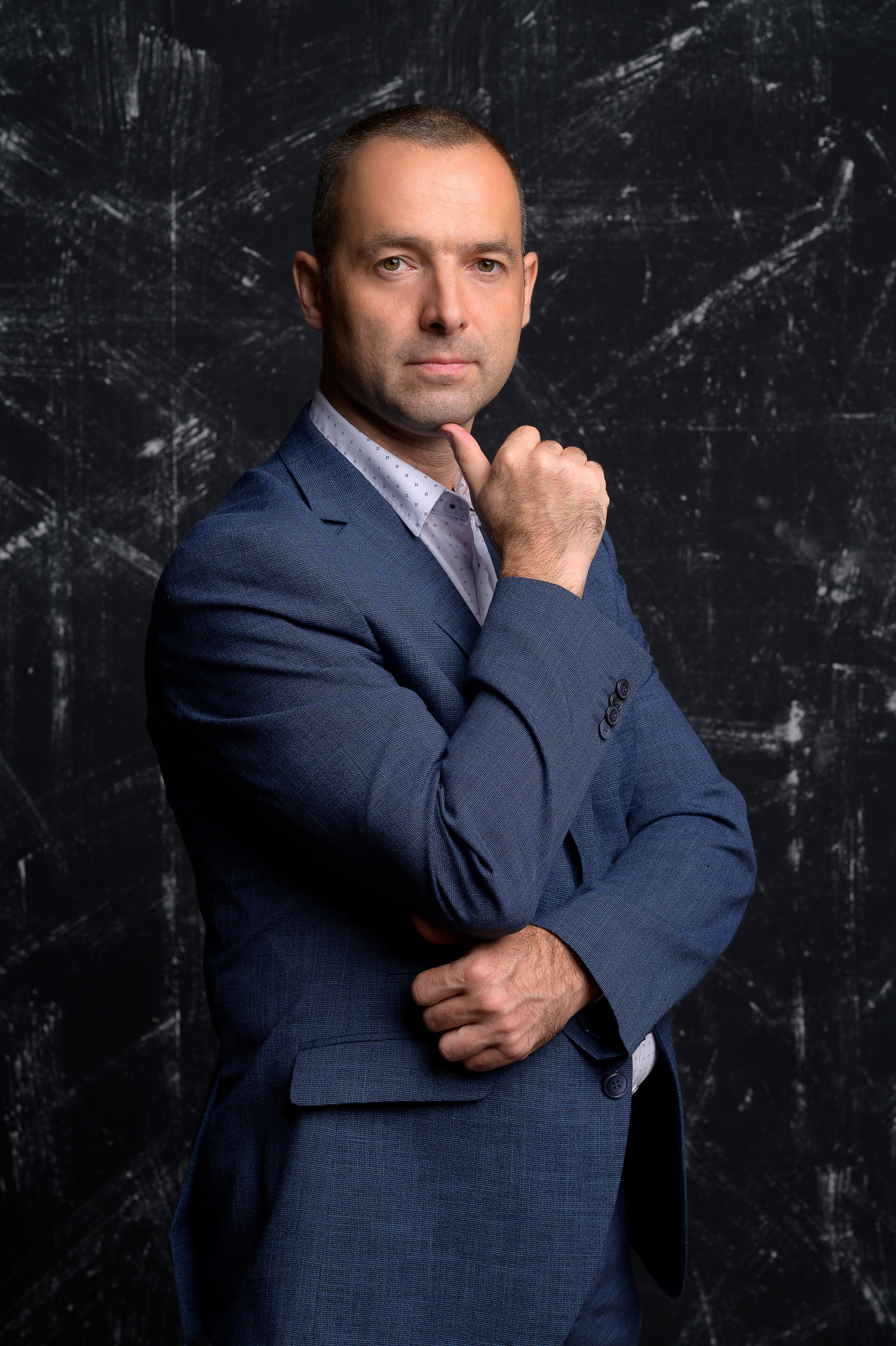 Мужская фотосессия в студии. Фотограф во Владимире Ирина Курицына