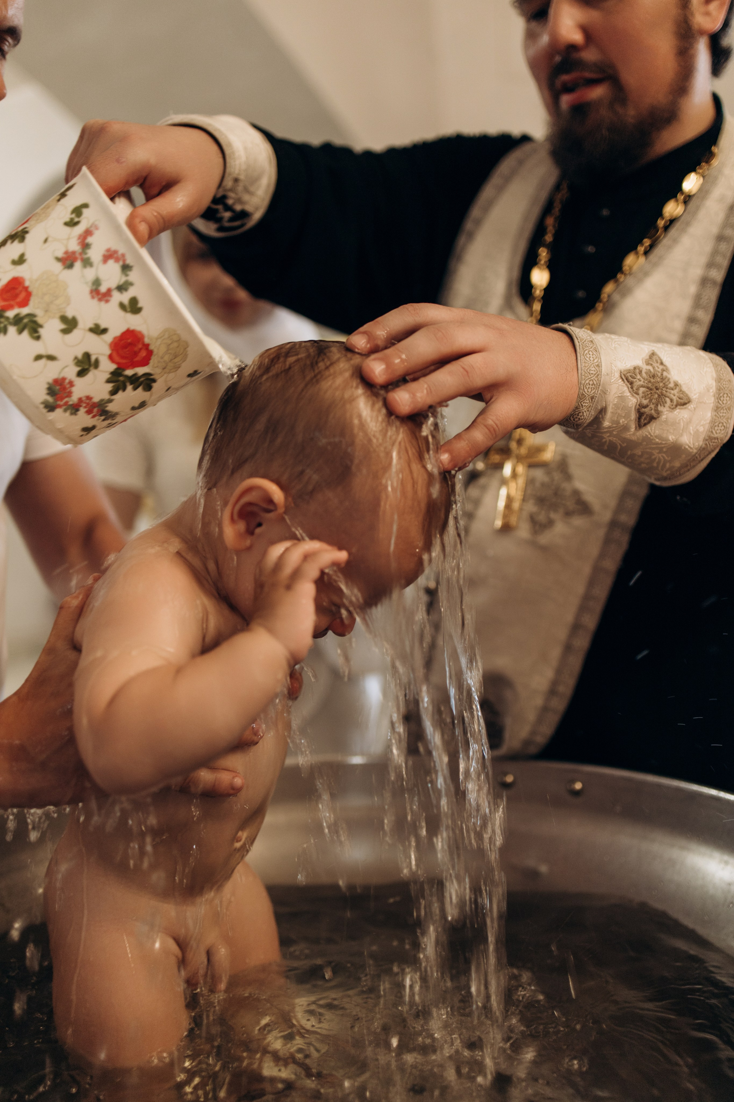 Крещение Радмира. Самый теплый фотограф в Краснодаре Рябоконь Ксения
