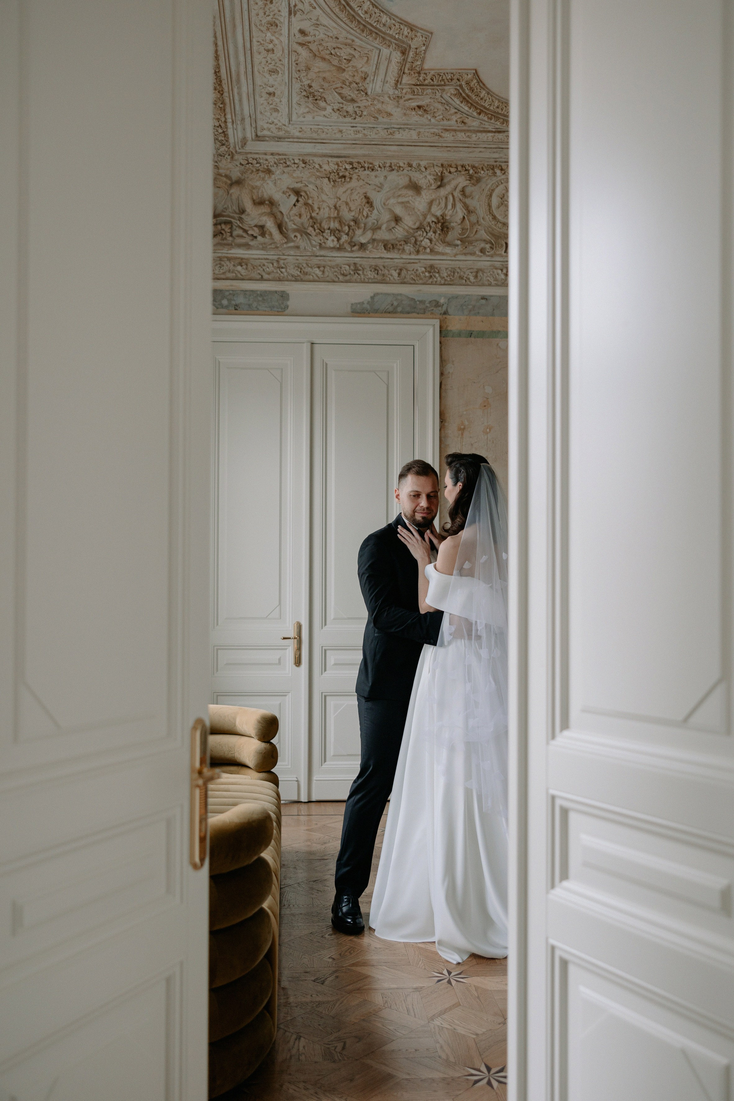 фотосессия в отеле 12 причин утро в отеле, свадьба в Москве  фотосессия в особняке