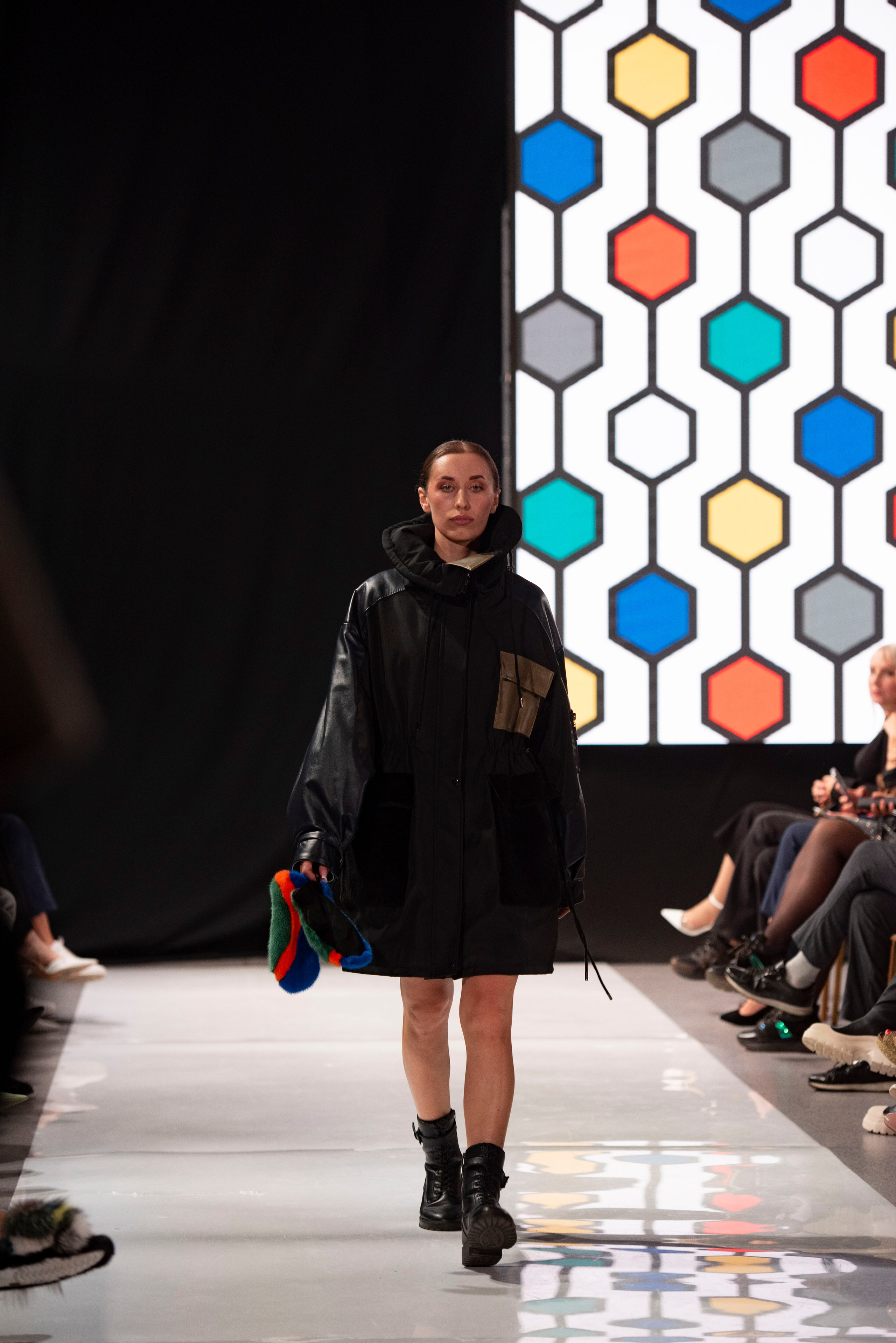 Фотограф на модельный показ. Свадебный, семейный, фэшн фотограф, школьный фотограф в Сочи